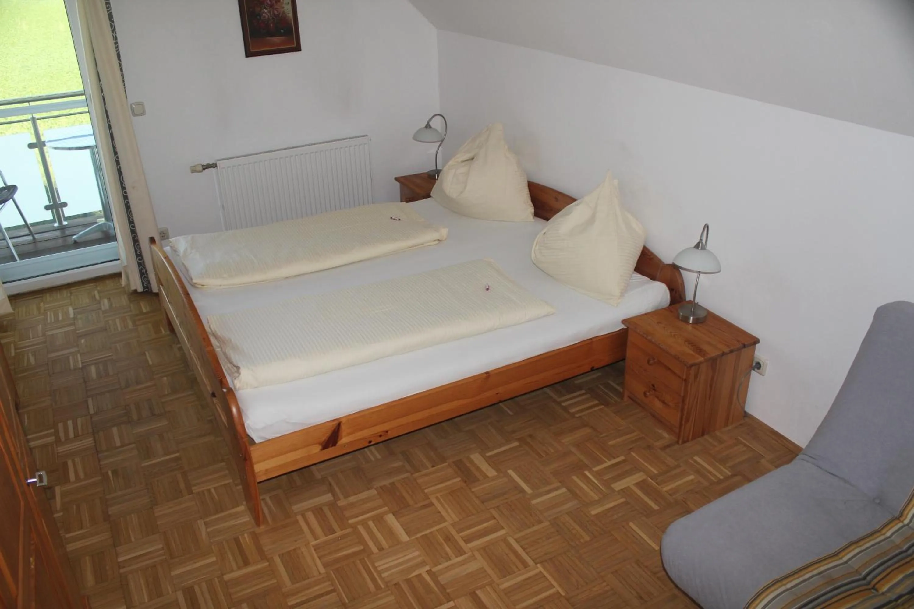 Photo of the whole room, Bed in Gästehaus Christa ****