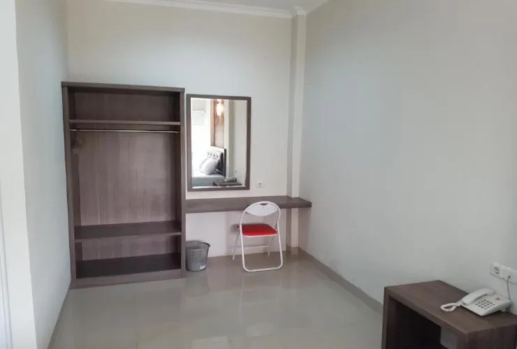 Ethan Hotel Kelapa Gading