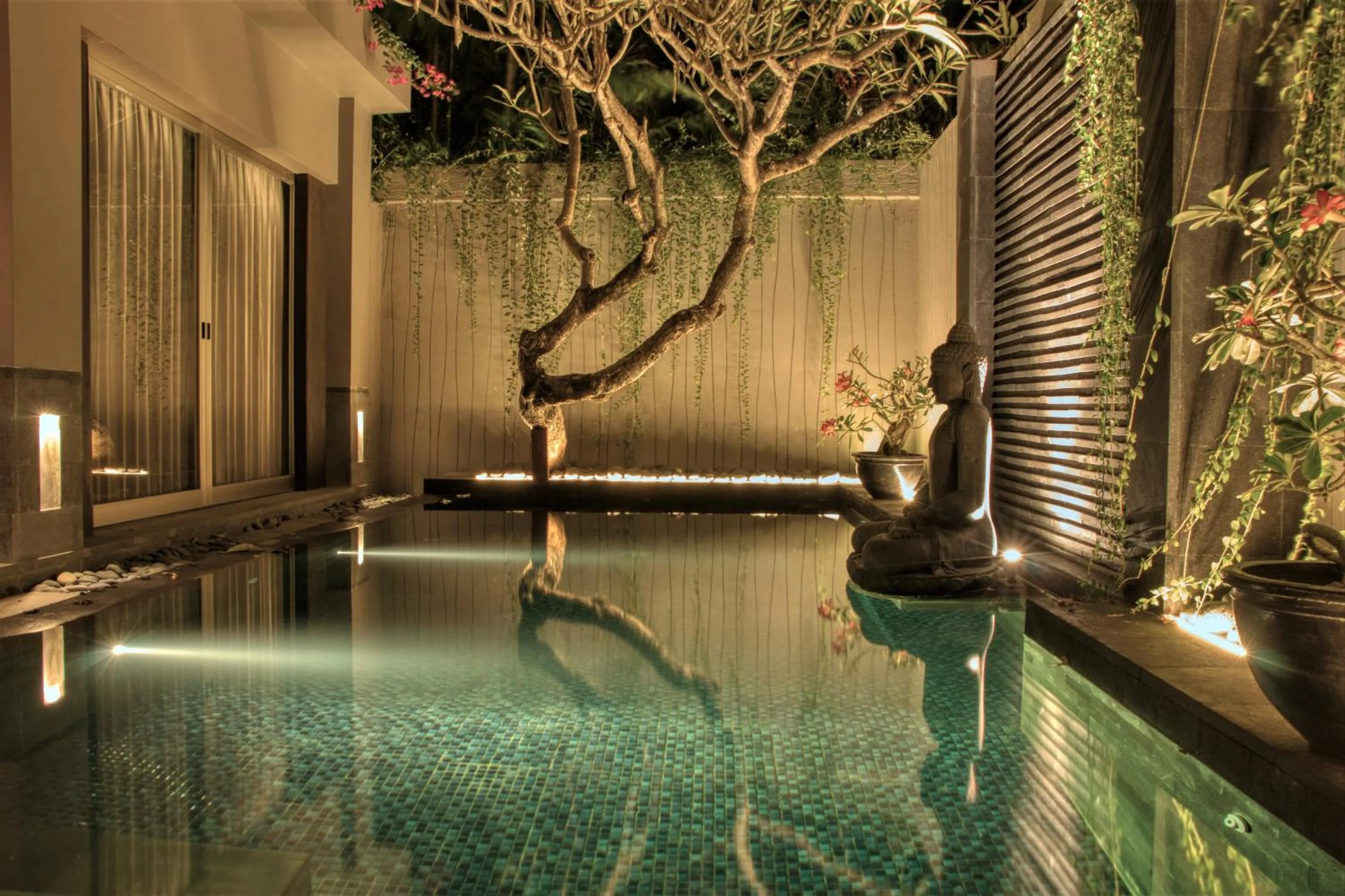 Pronoia Beach Resort