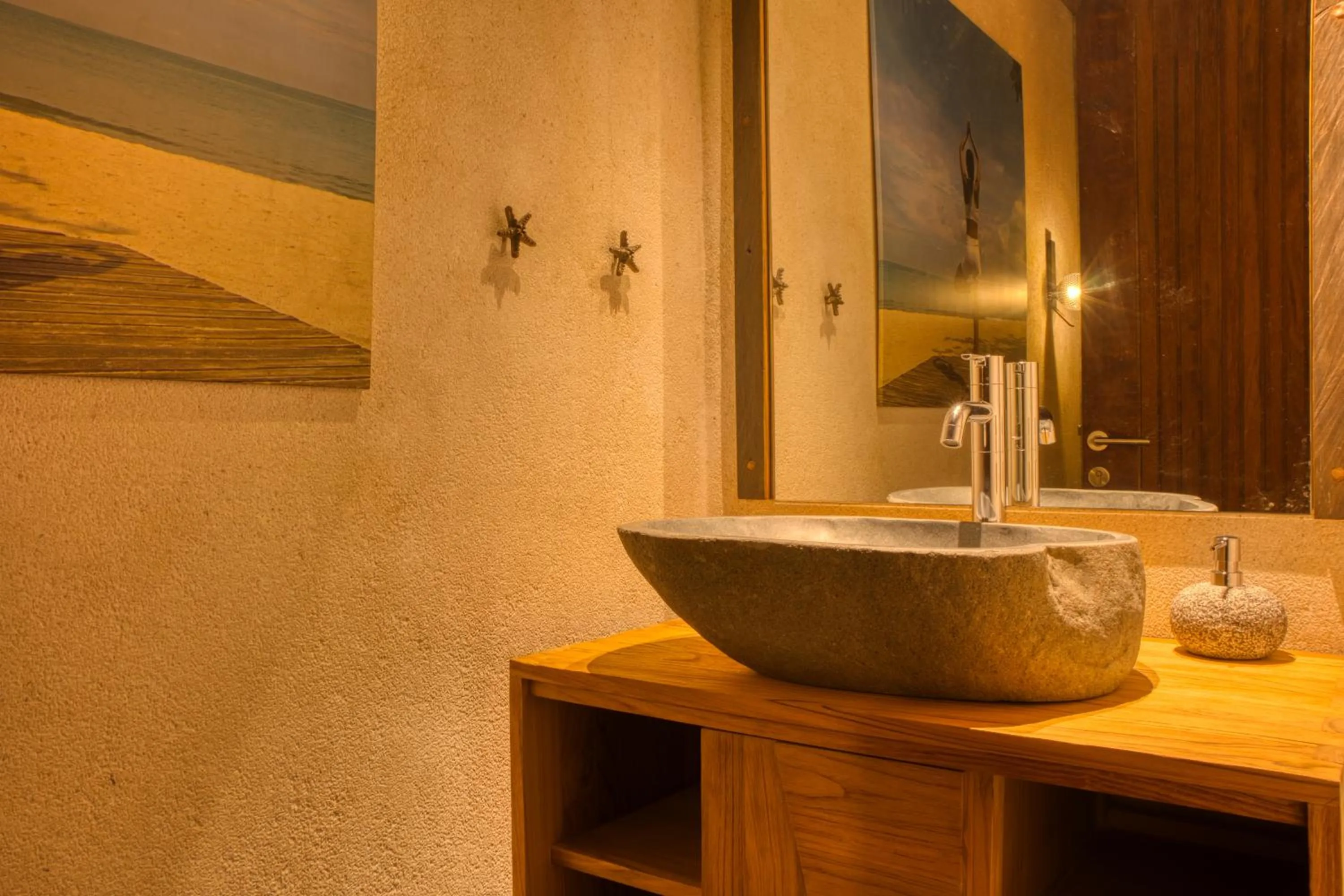 Pronoia Beach Resort