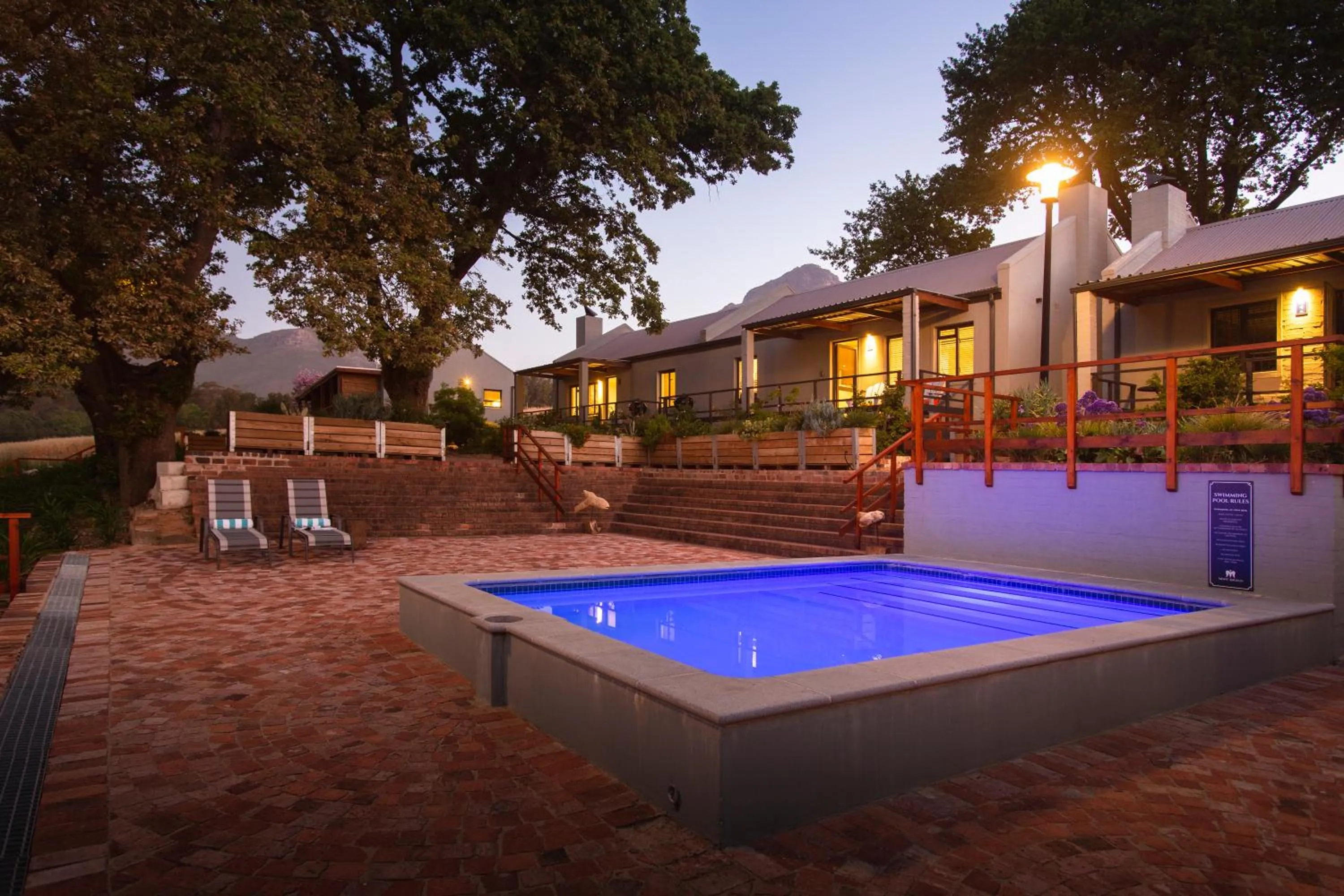 Property building in Mont Angelis