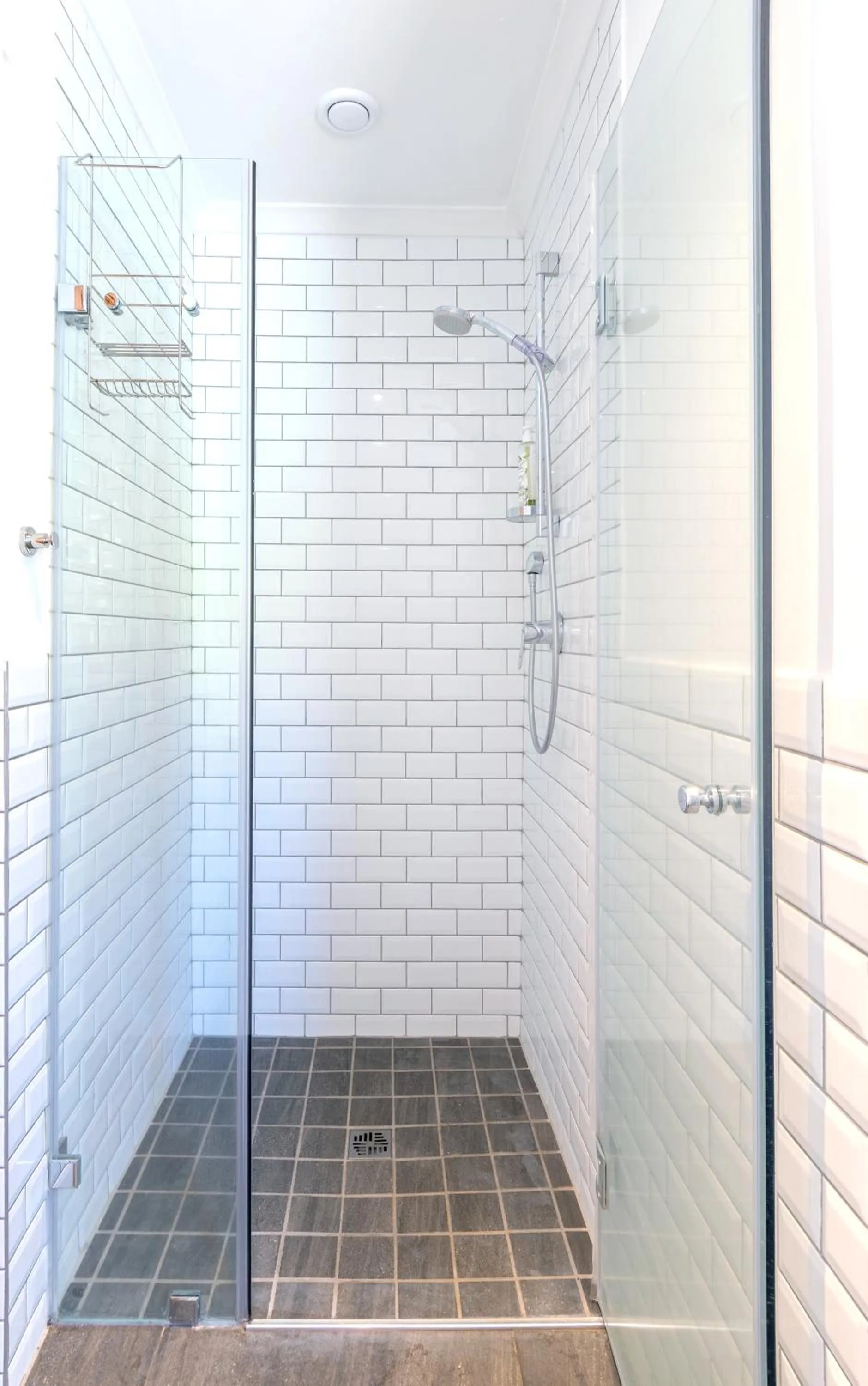 Shower in Mont Angelis