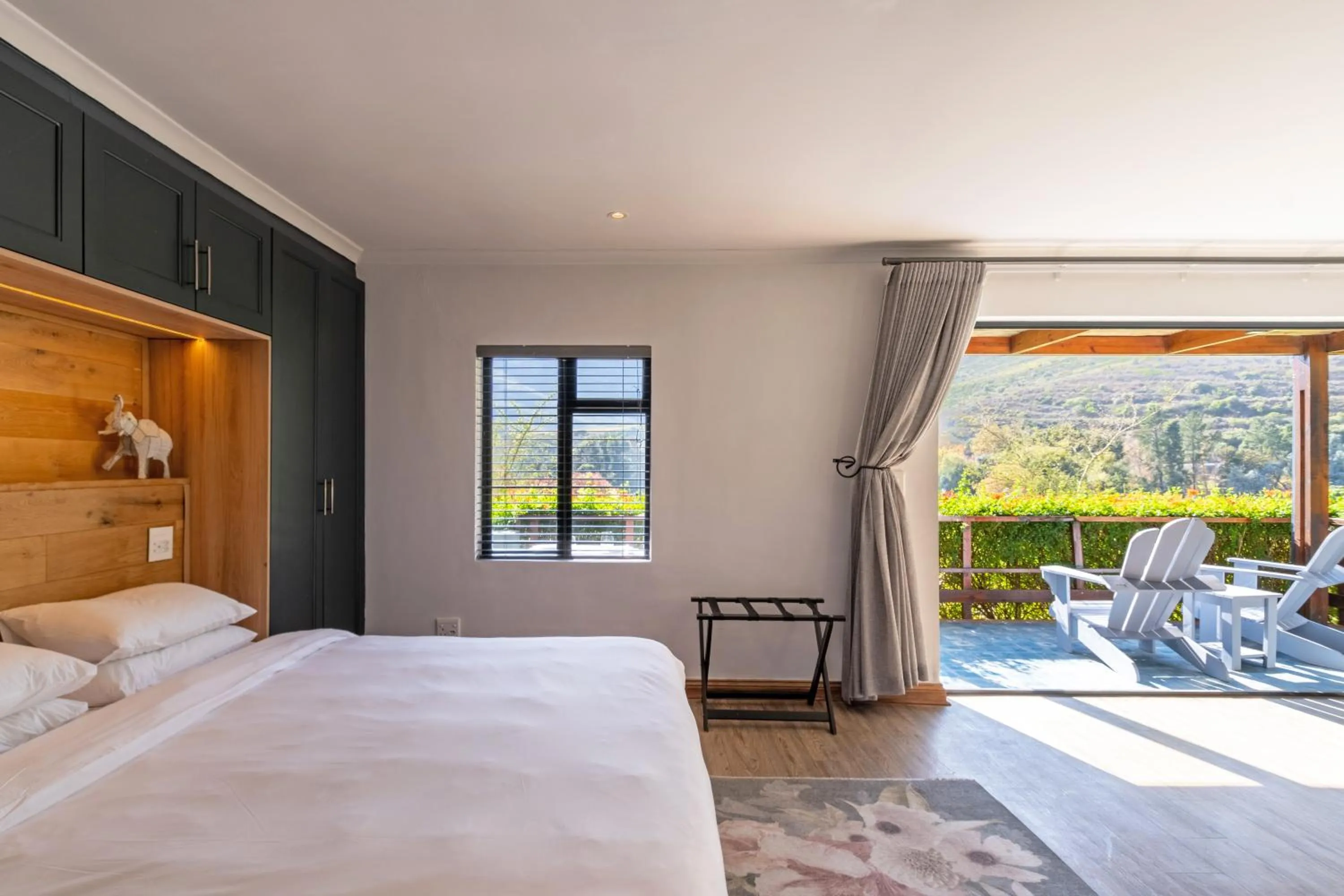 Bedroom, Bed in Mont Angelis