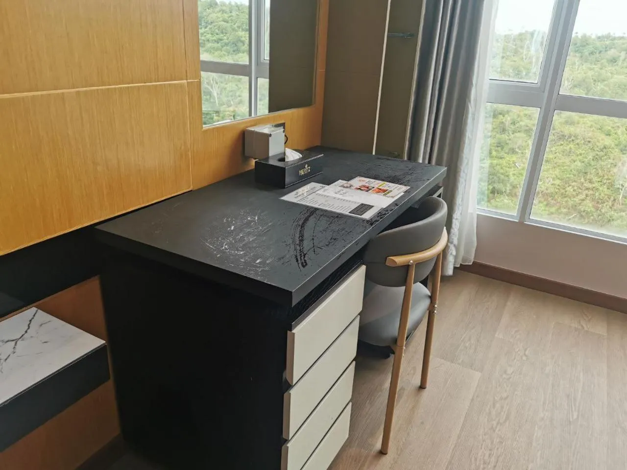 hair dresser in Meritz Hotel