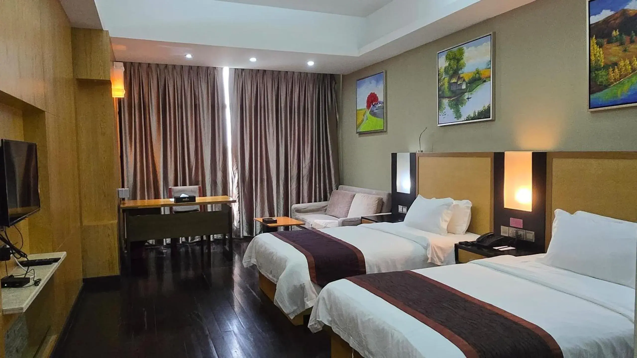 Super Deluxe Twin Room in Meritz Hotel Super Deluxe Twin Room in Meritz Hotel