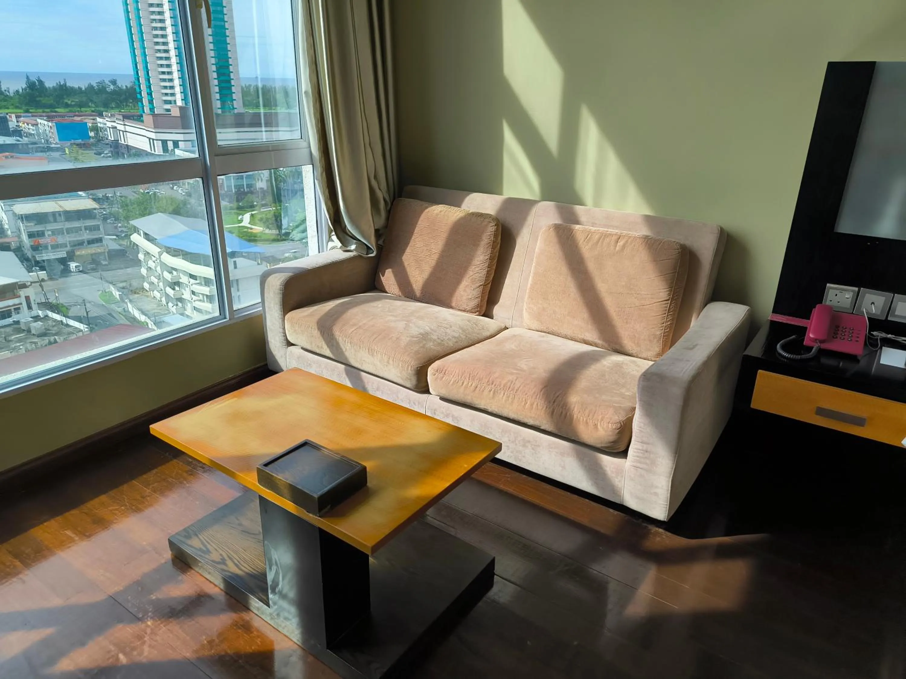 Seating area in Meritz Hotel