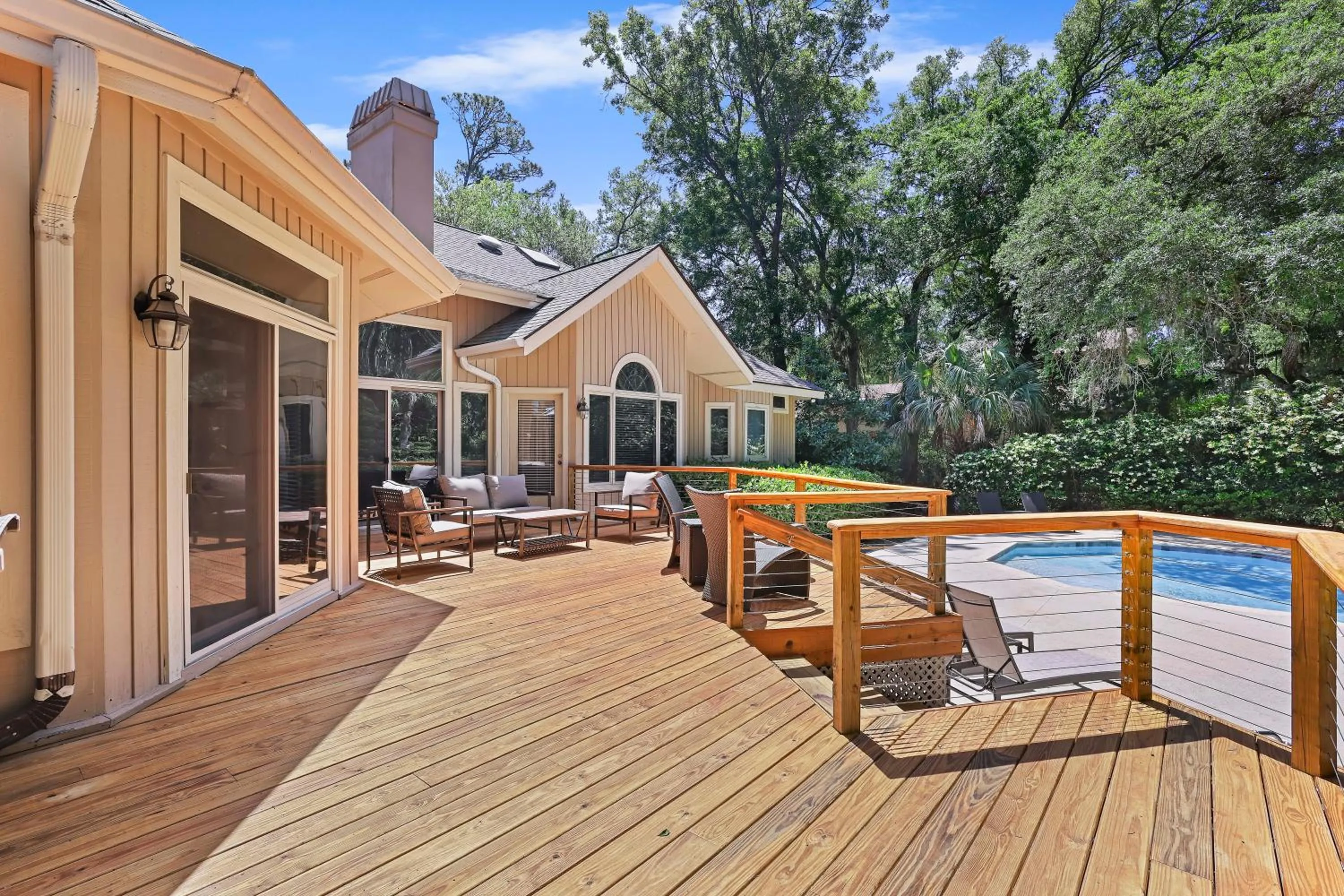 Updated beach home Private pool Sleeps 12 4 BR 4 BA Bikes & Beach Gear included