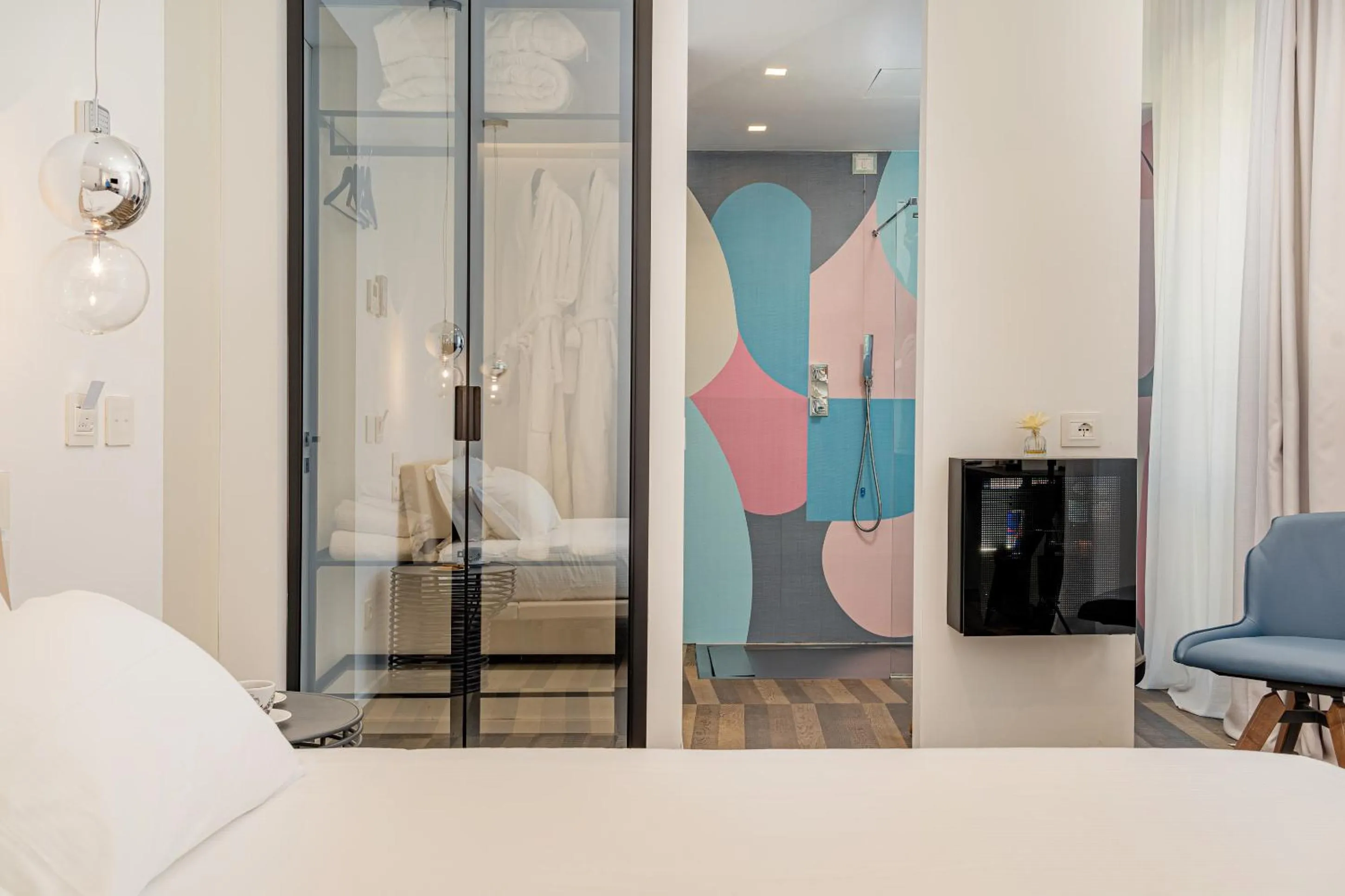 Bedroom, Bed in HOTIDAY Olbia Wallure