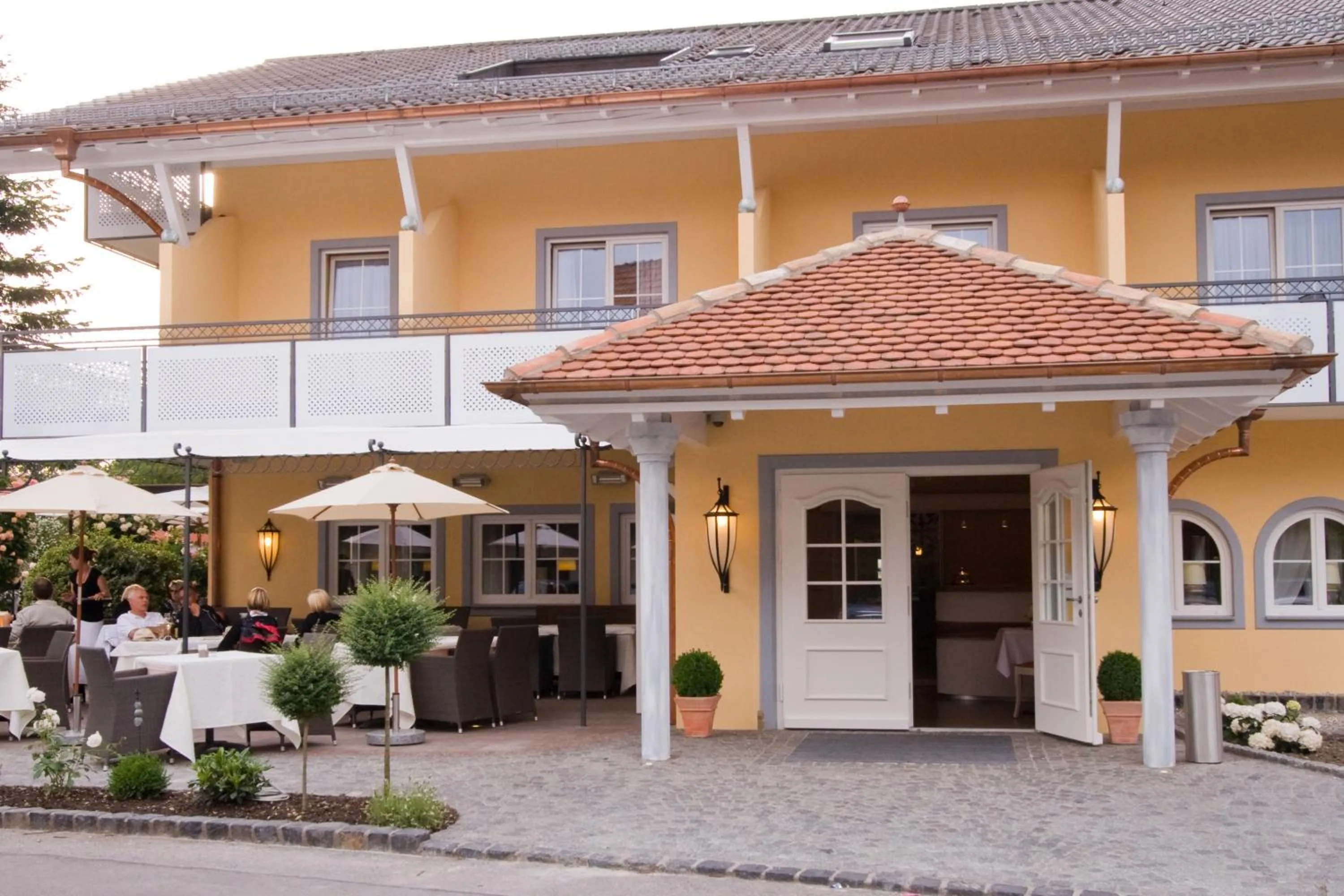 HIRSCH 1783 Hotel LANDHAUS