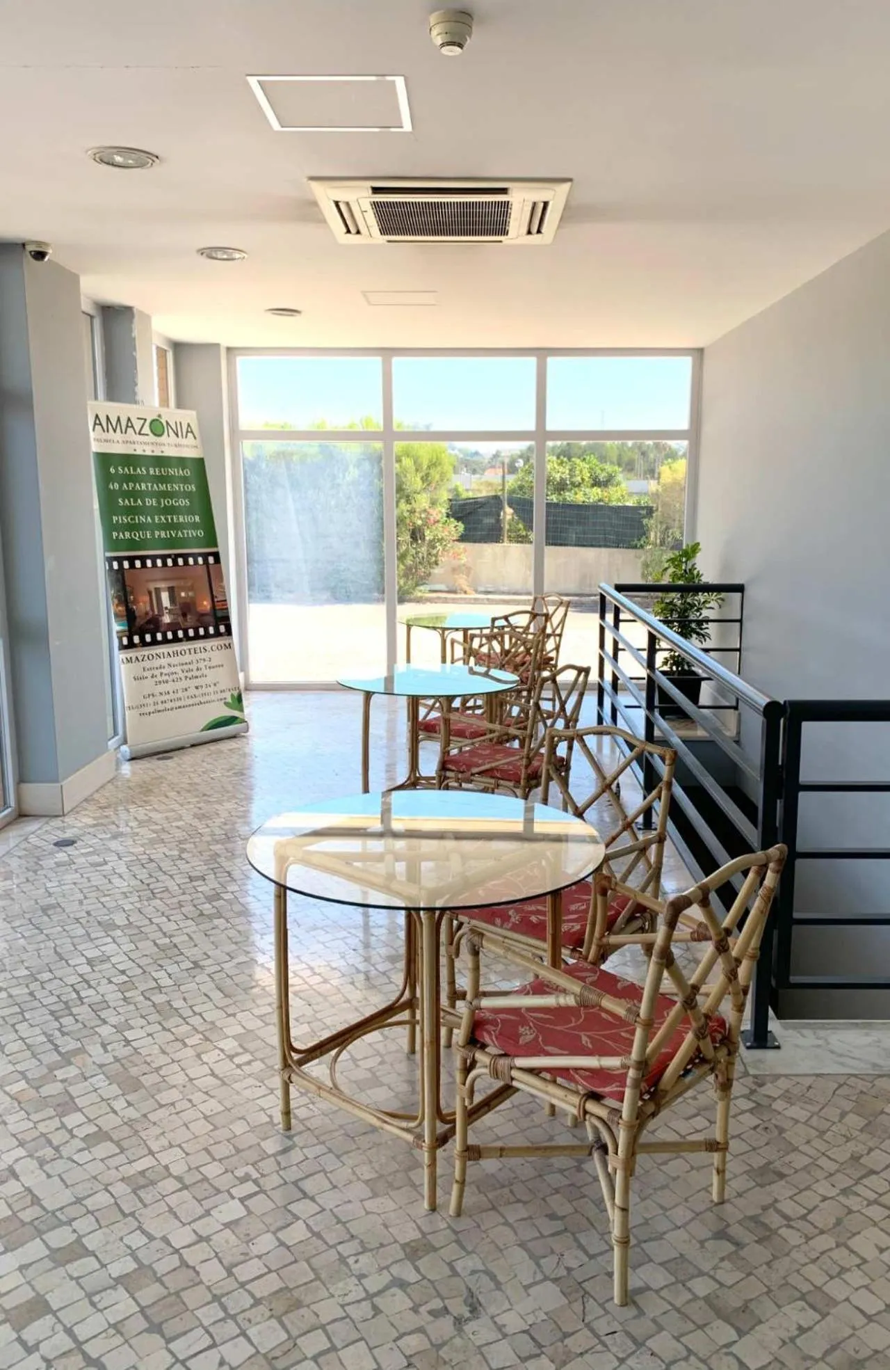 Seating area in Amazonia Palmela Apartamentos Turisticos