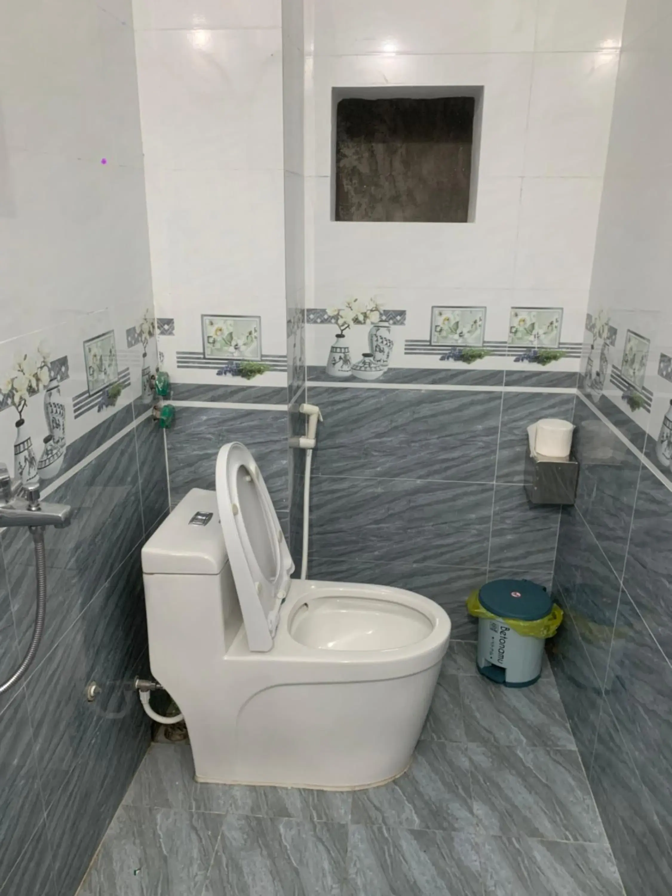 Double Room with Private Bathroom in Tam Coc White Swan Homestay Double Room with Private Bathroom in Tam Coc White Swan Homestay