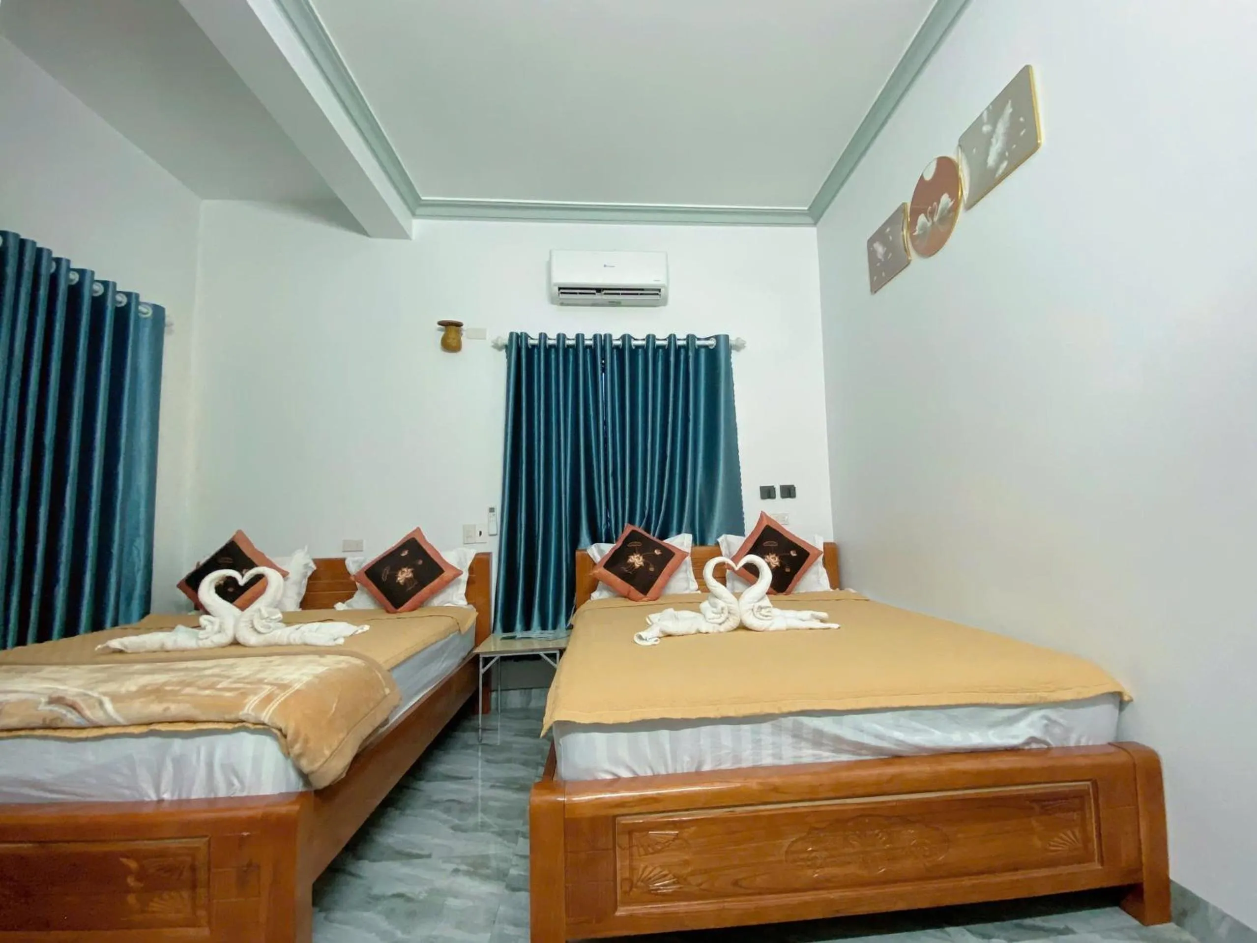 Triple Room with Private Bathroom in Tam Coc White Swan Homestay