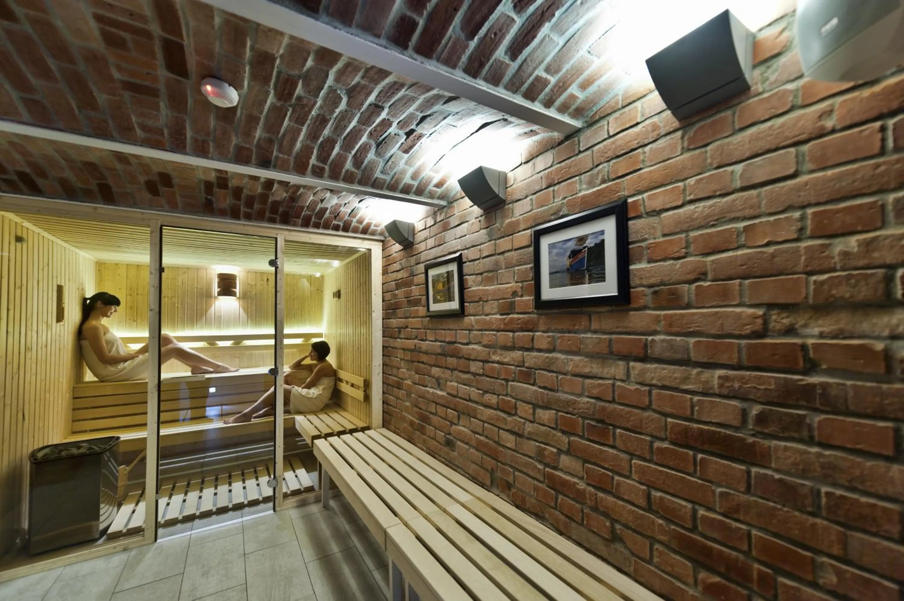 Massage in Hotel Fado Spa & Restaurant