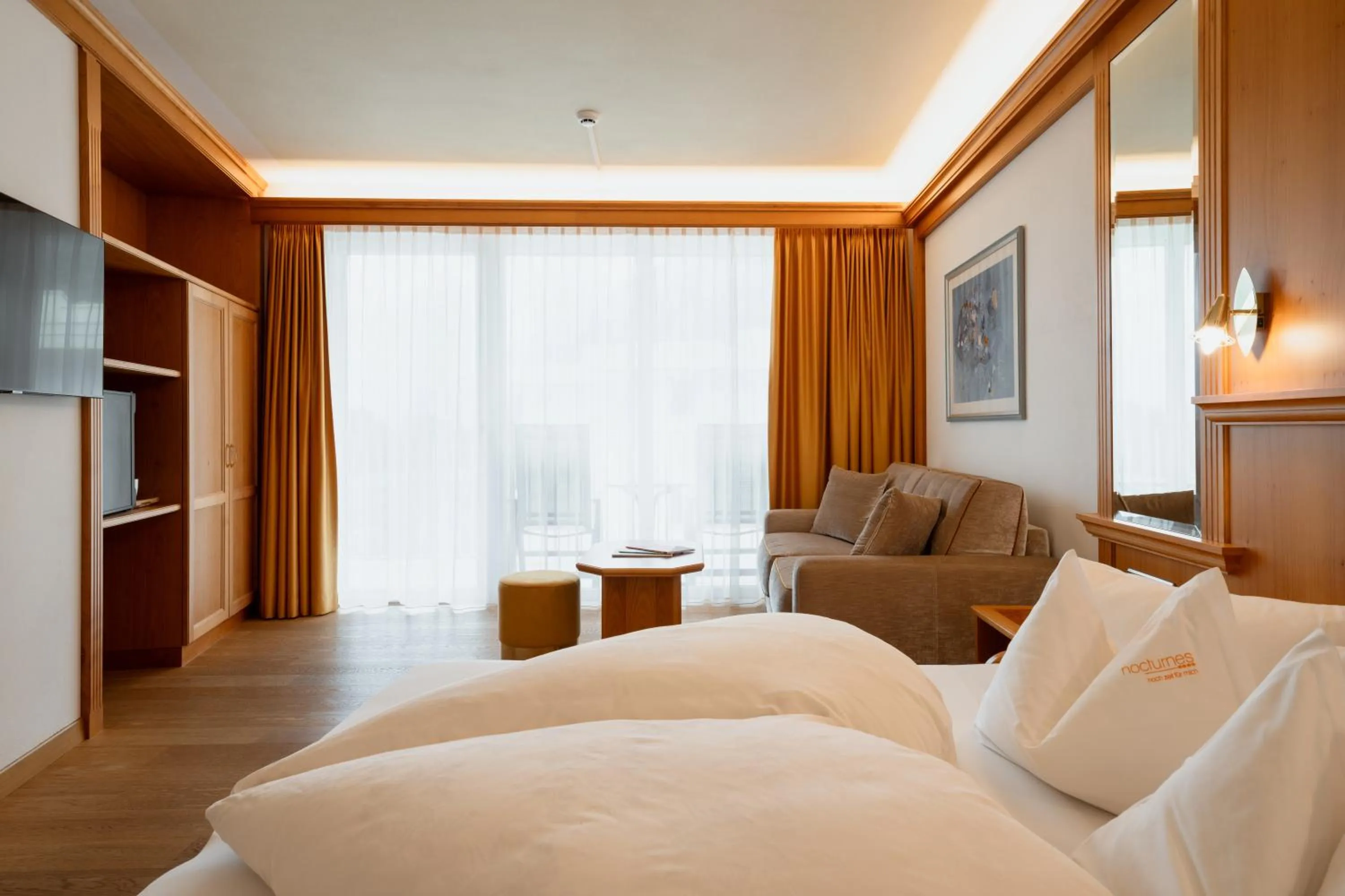 Photo of the whole room, Bed in Hotel Nocturnes