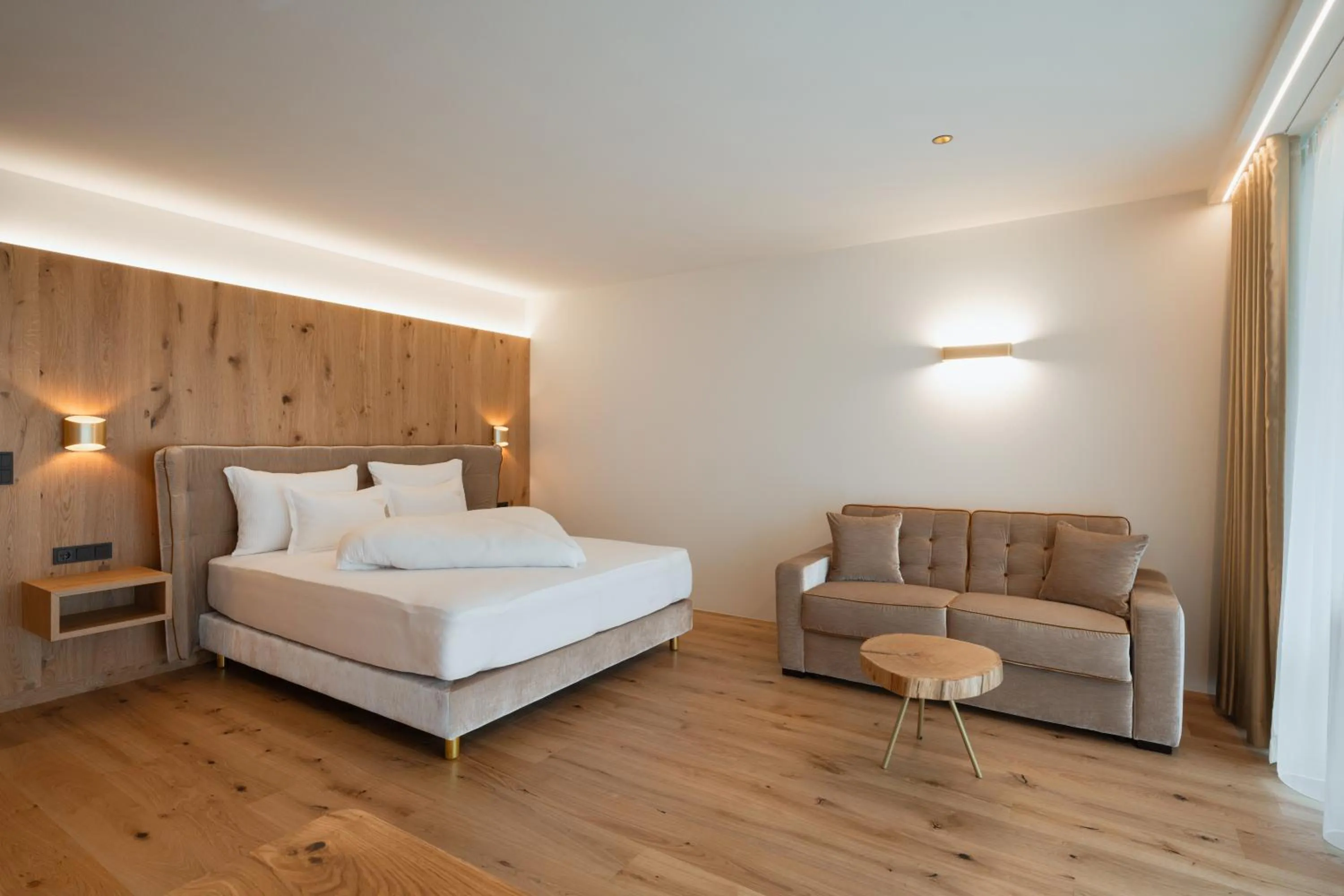 Photo of the whole room, Bed in Hotel Nocturnes