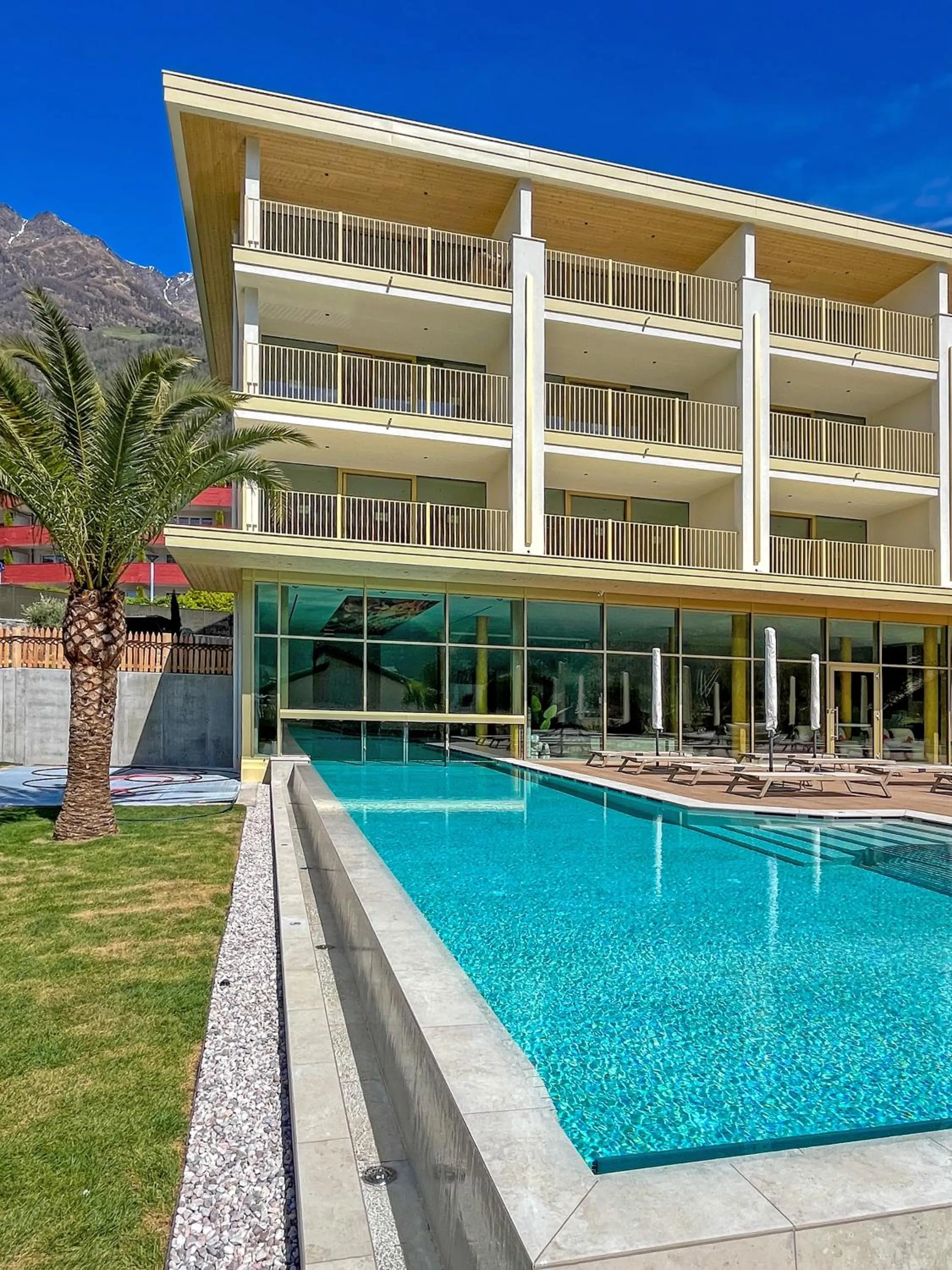 Swimming pool in Hotel Nocturnes