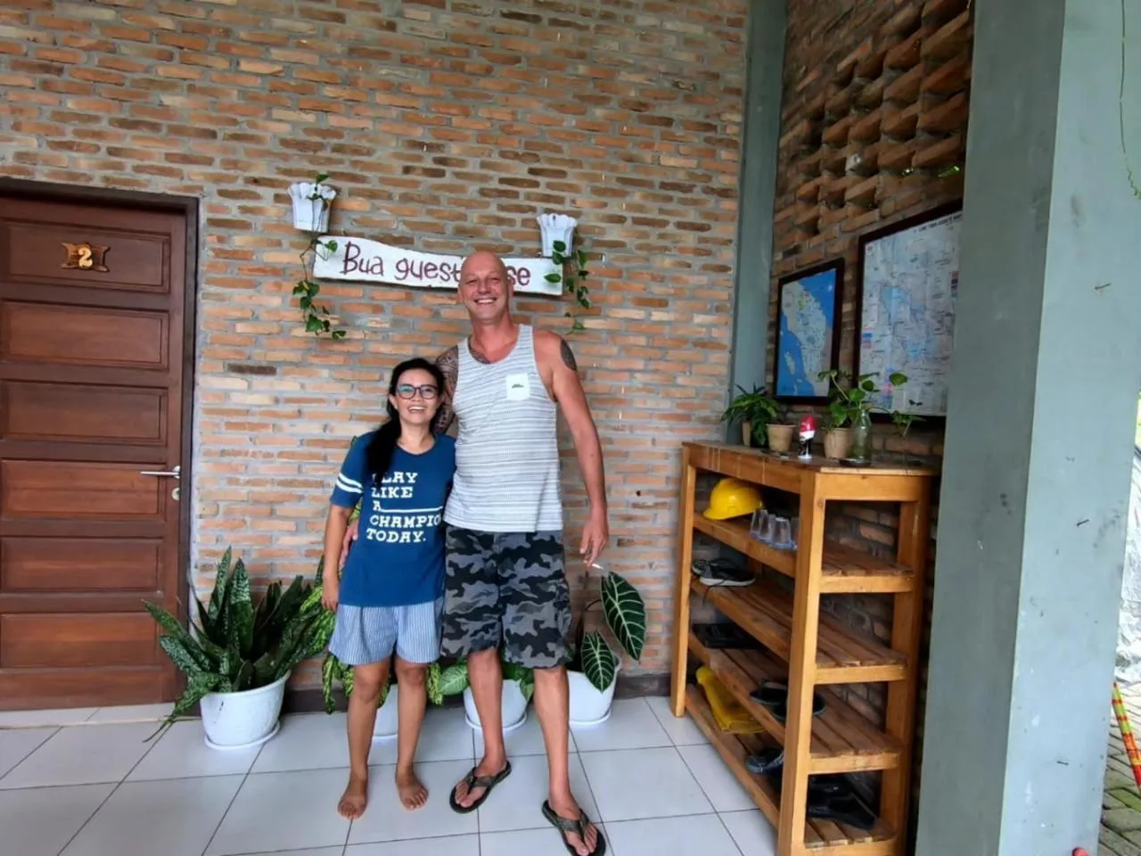 Guests in Bua Guest House