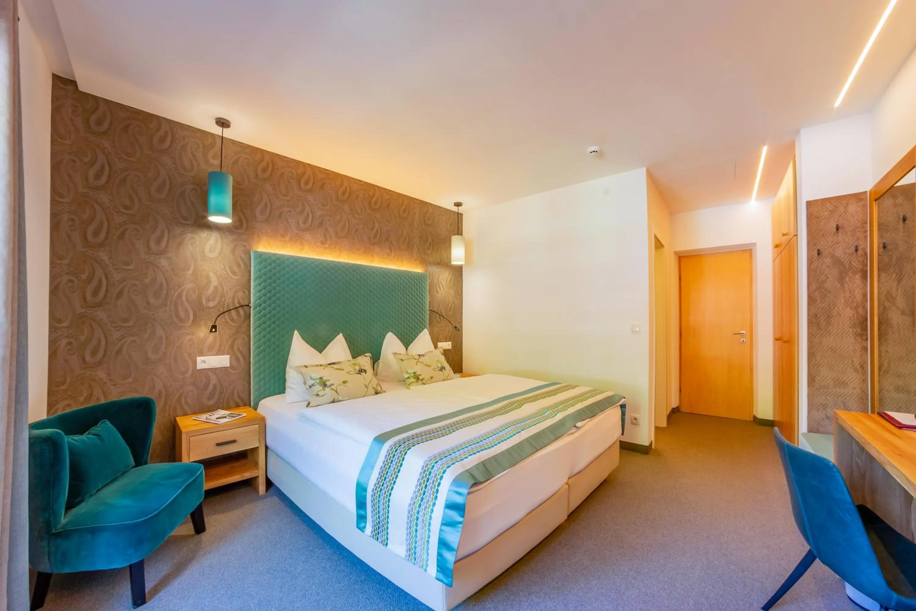 Photo of the whole room, Bed in Hotel Mehrhauser