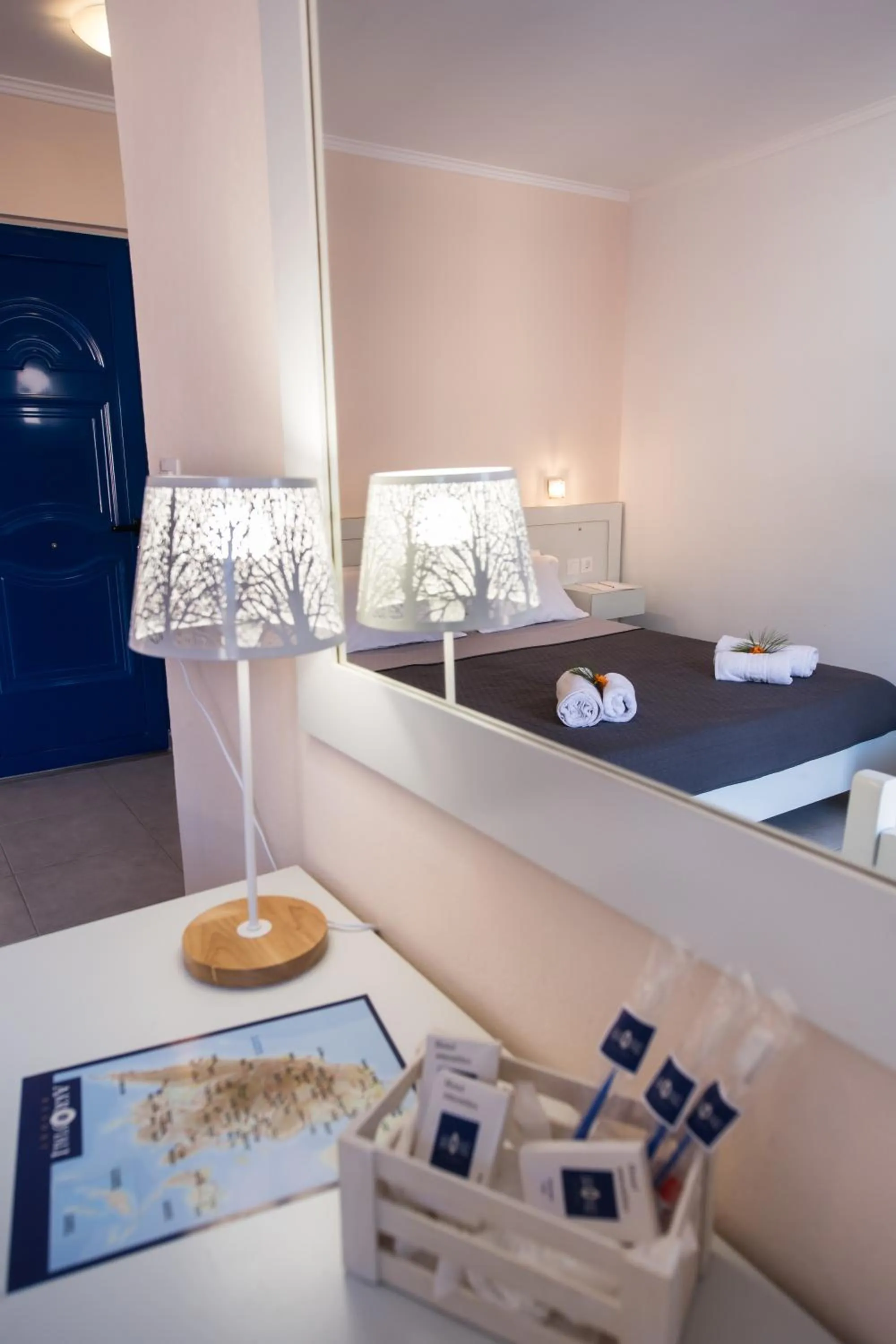 Decorative detail in Akroyiali Resort