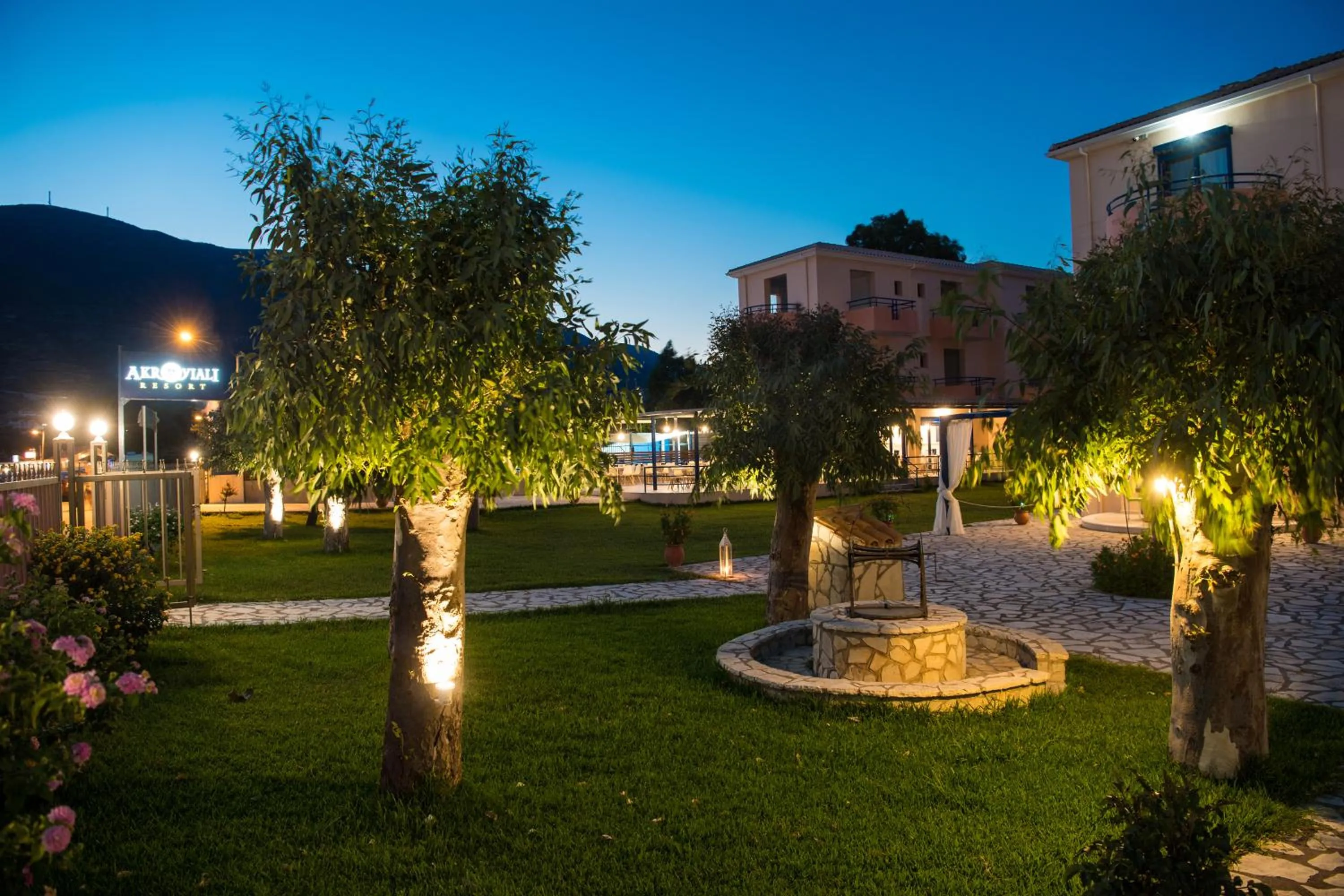 Garden in Akroyiali Resort