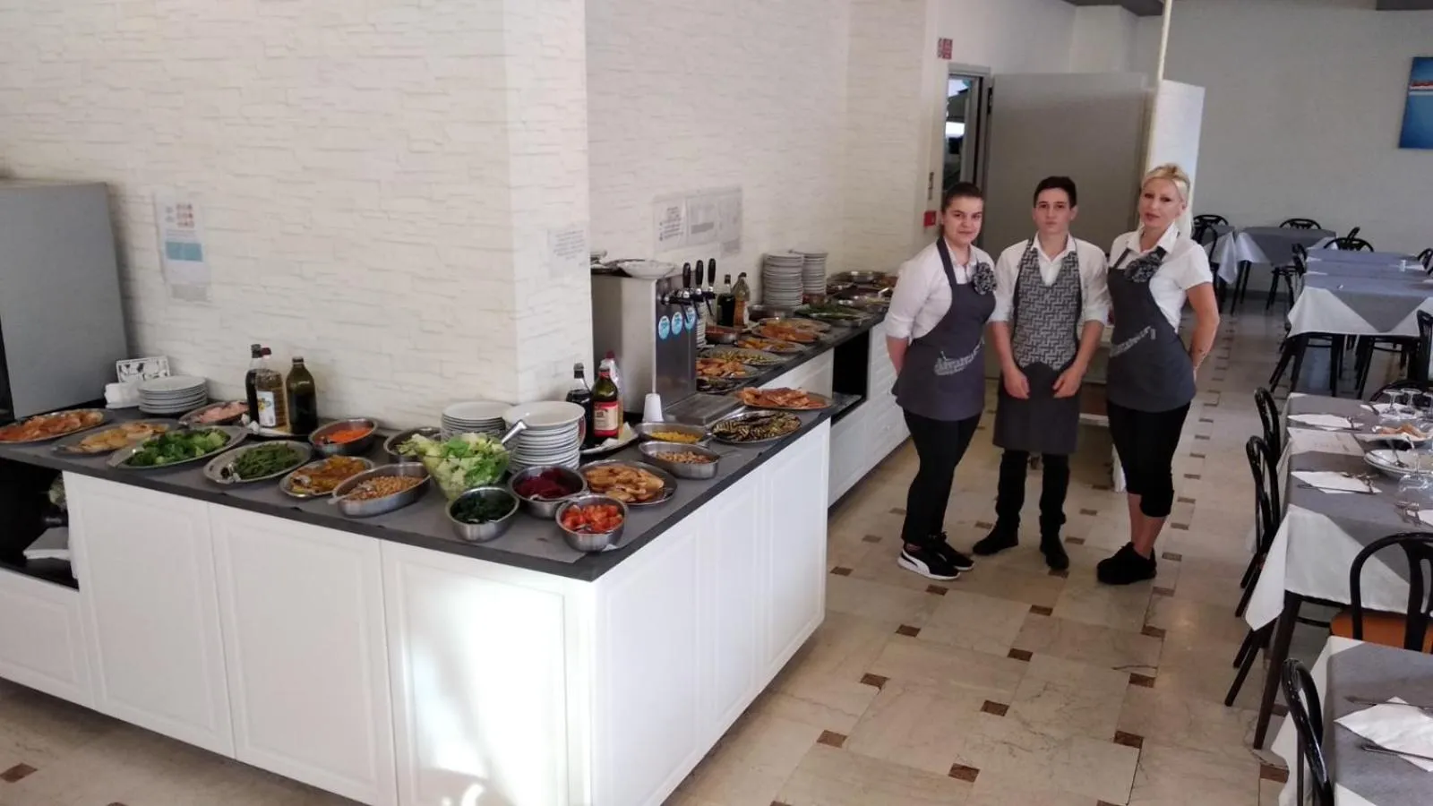 Staff in Hotel Madrid