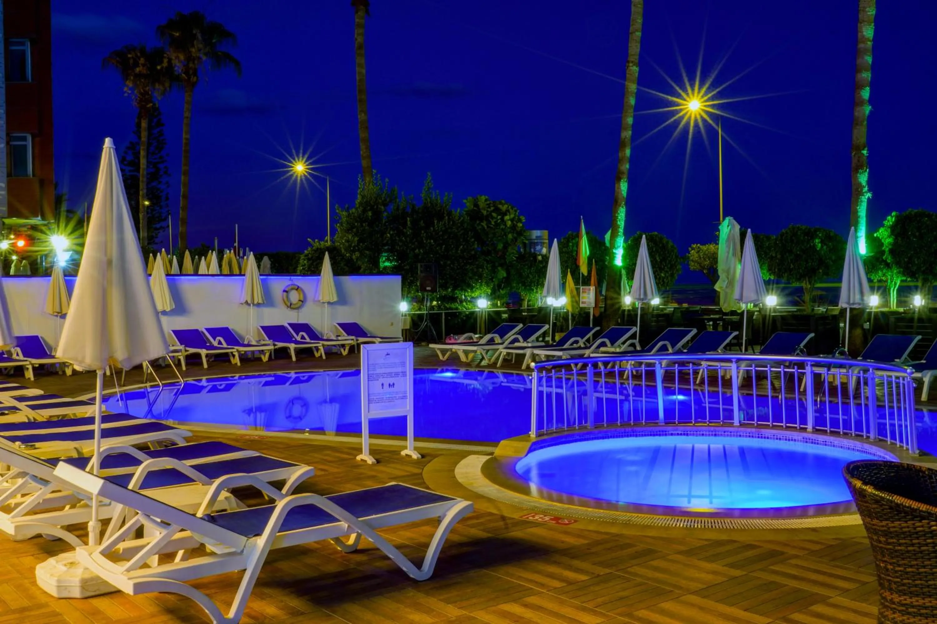 Night in Parador Beach Hotel All Inclusive