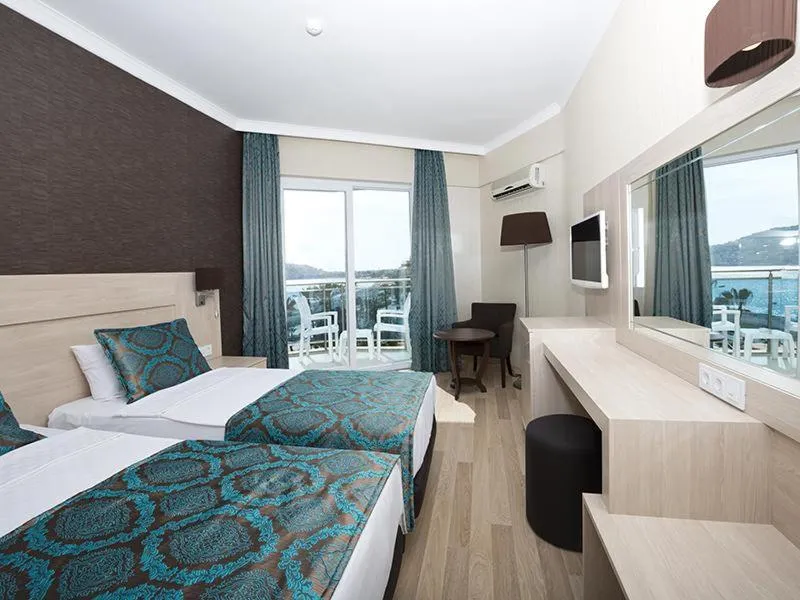 Parador Beach Hotel All Inclusive