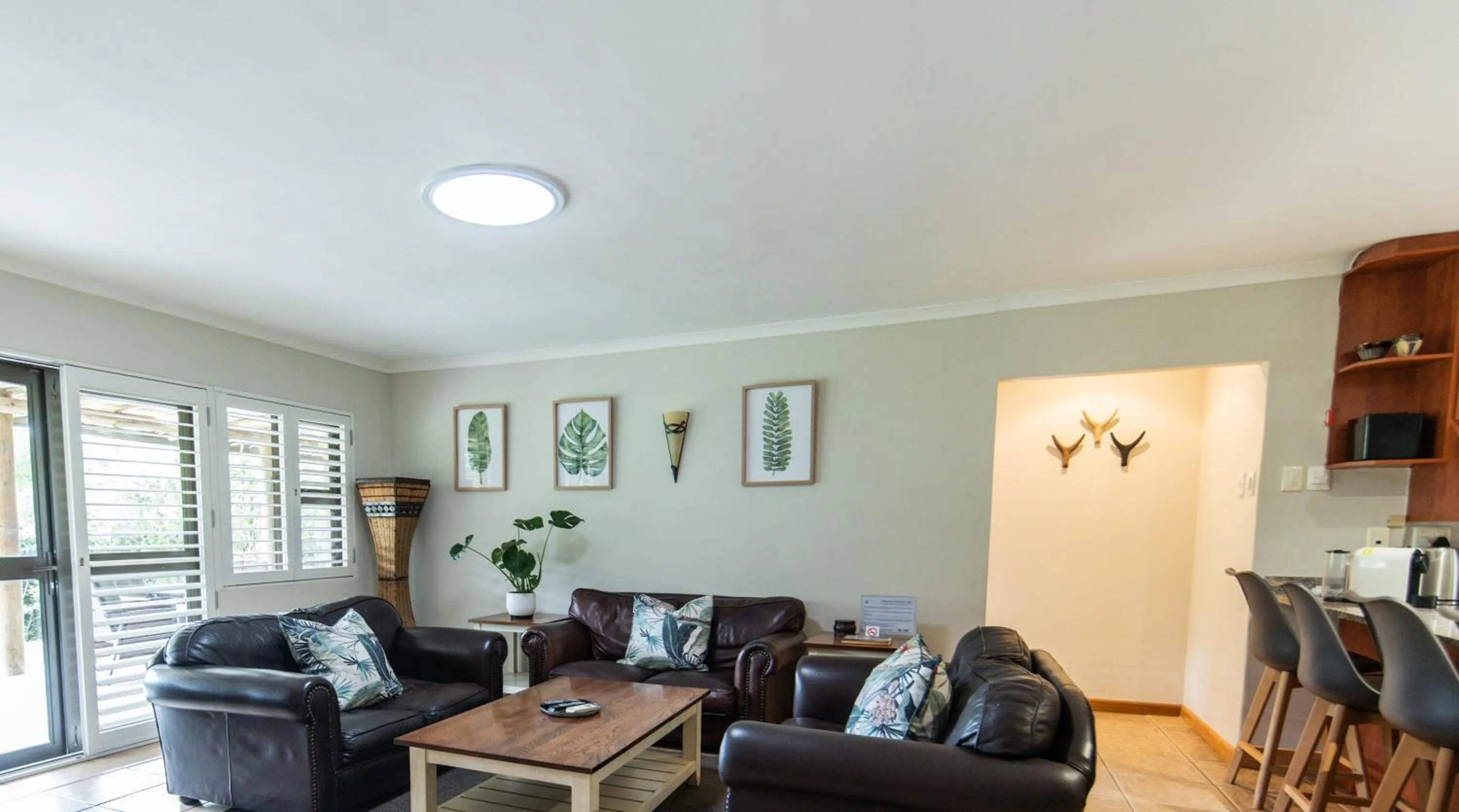 Chalet (6 Adults) in Thunzi Bush Lodge