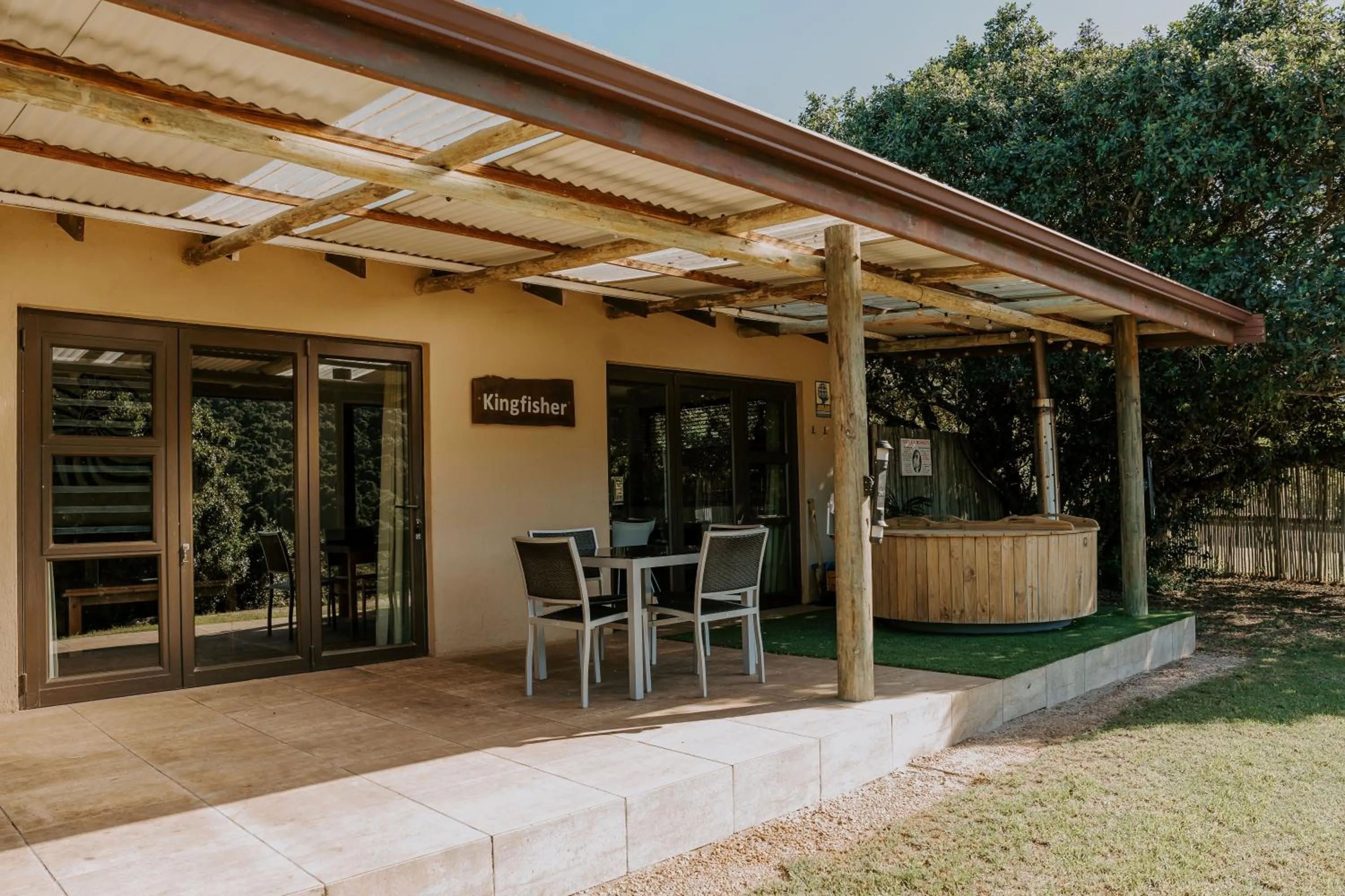 Property building in Thunzi Bush Lodge