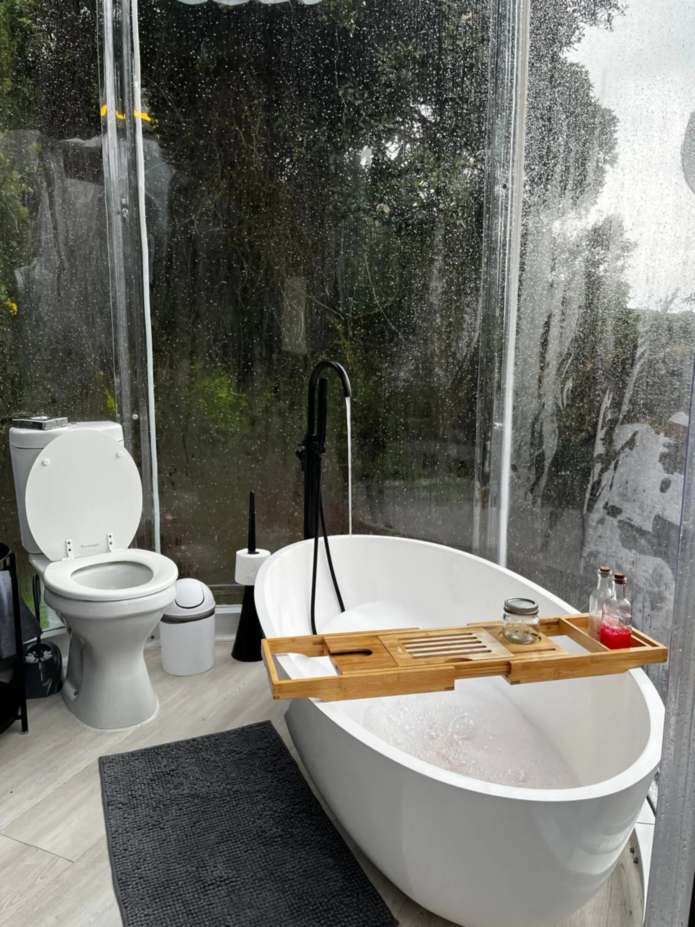 Bath in Thunzi Bush Lodge