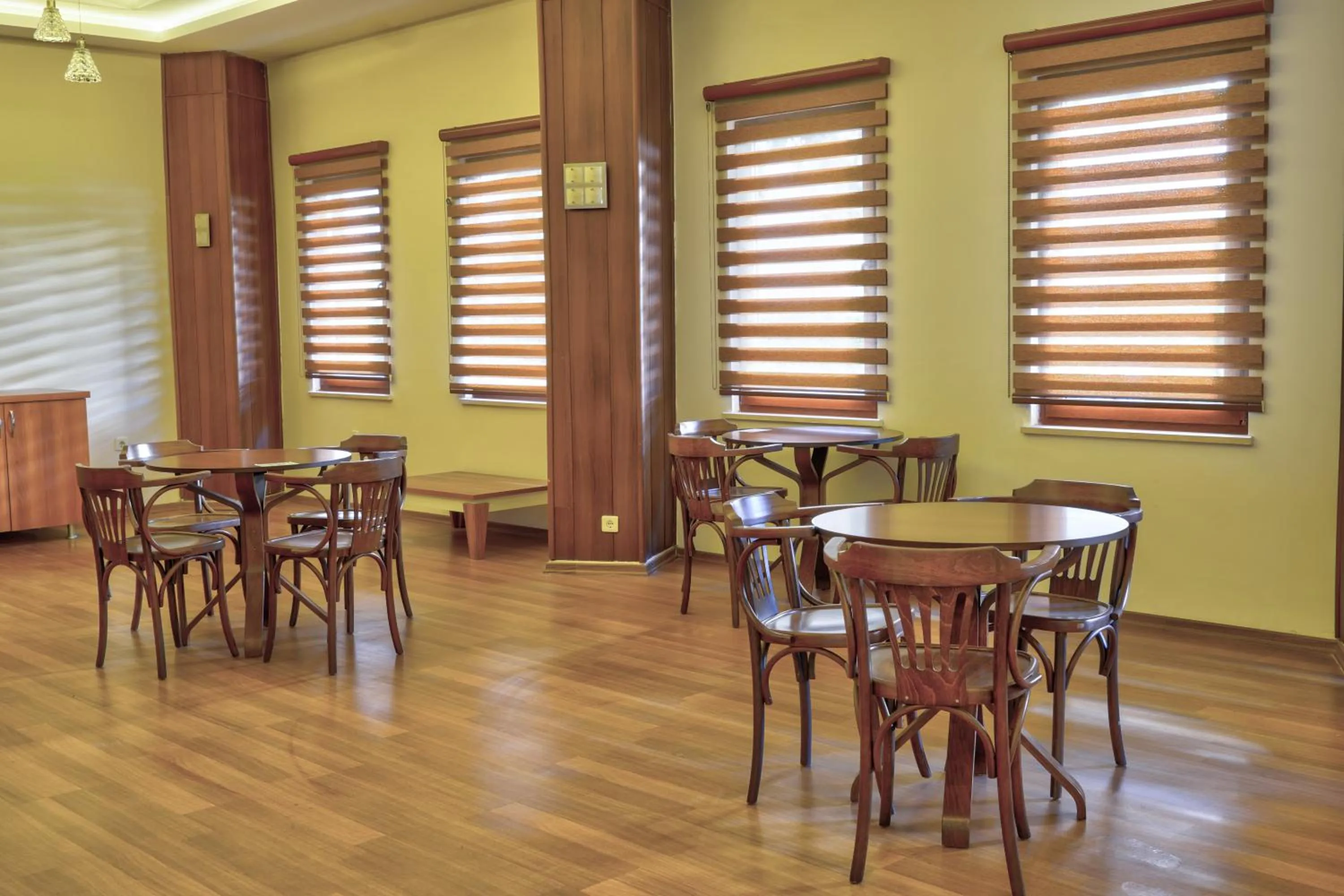 Restaurant/places to eat in Blue Fish Hotel All Inclusive