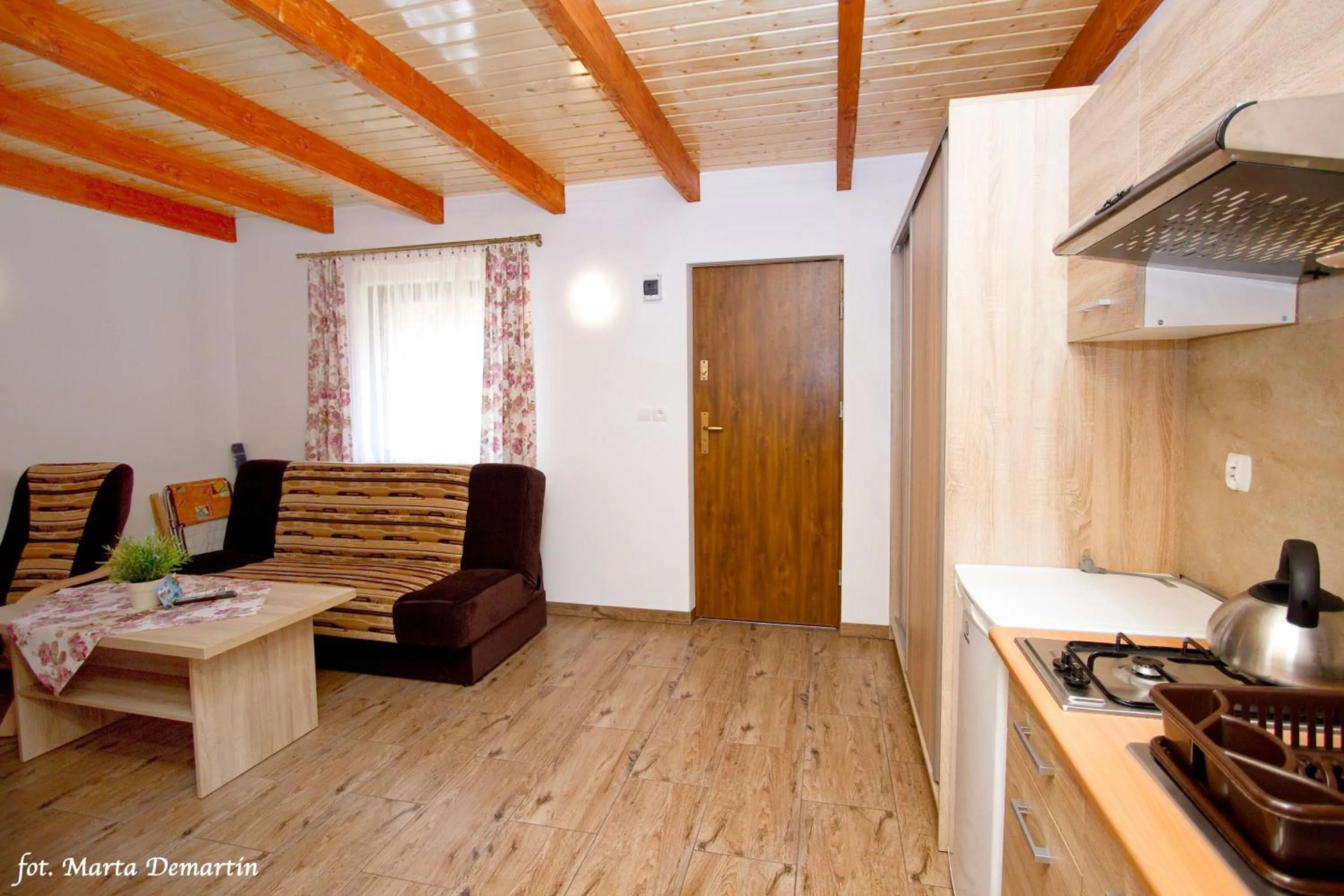 Kitchen or kitchenette in Domki Ania