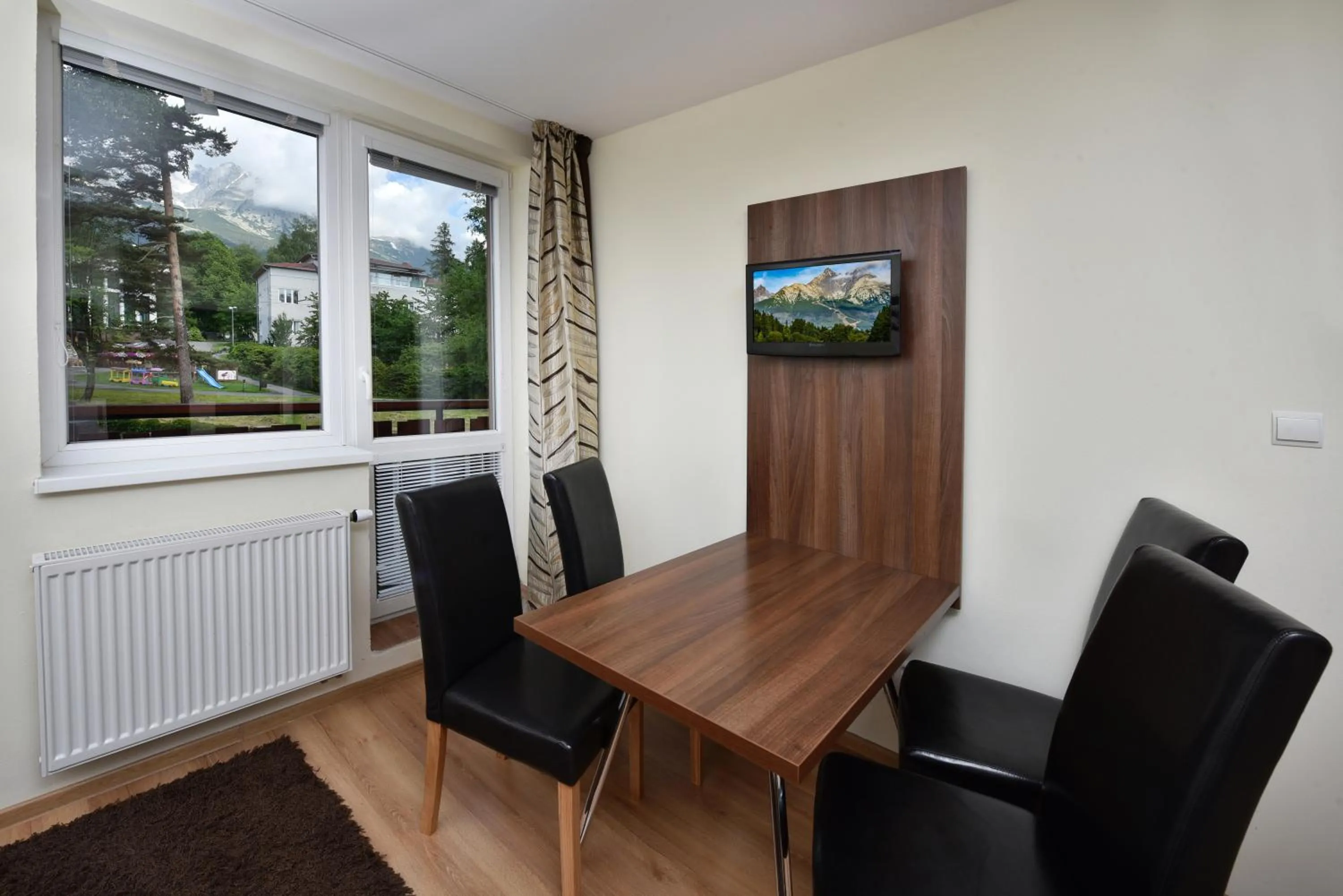Dining area in APLEND Vila Júlia