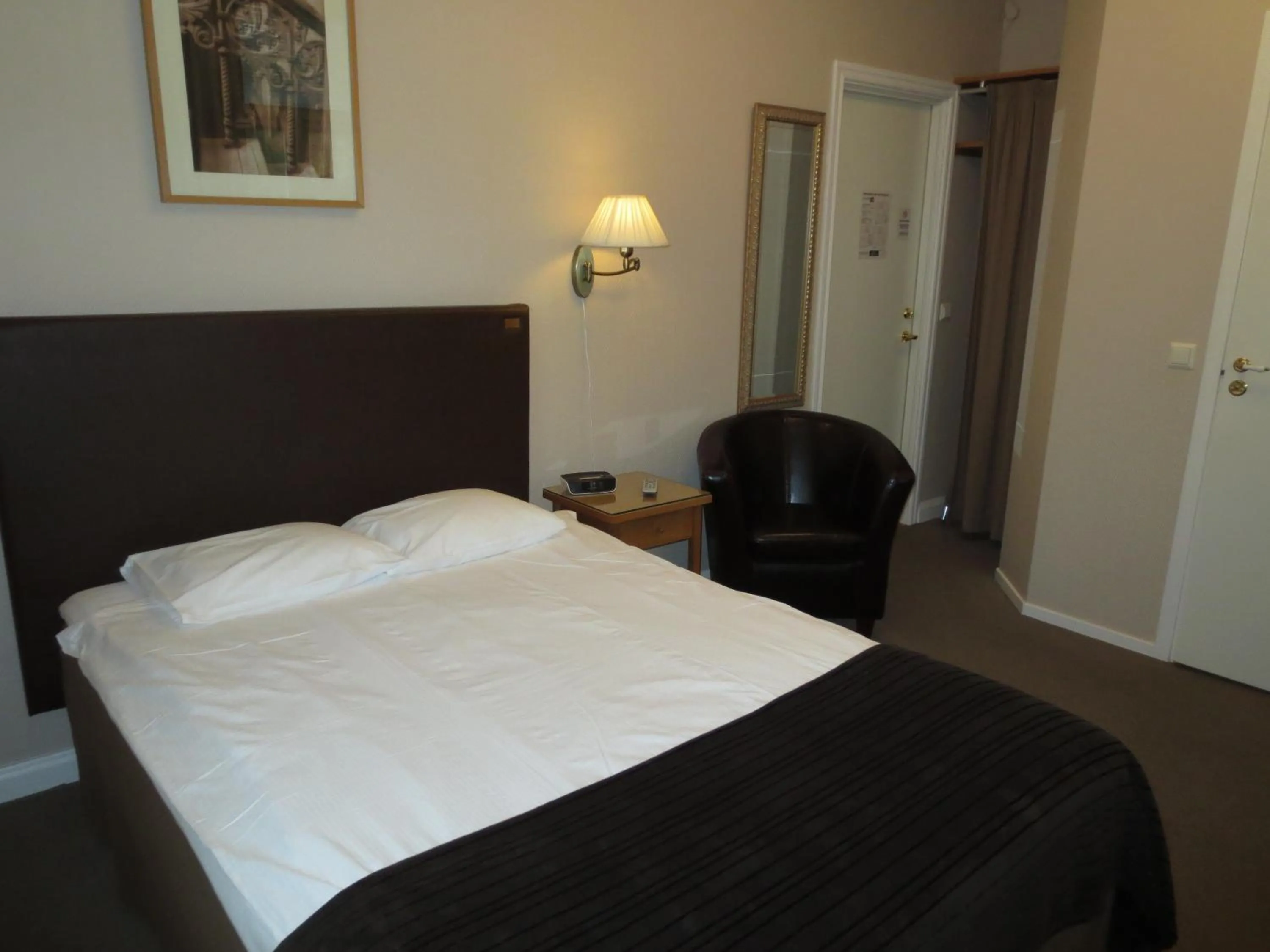 Photo of the whole room, Bed in Hotell S:t Olof