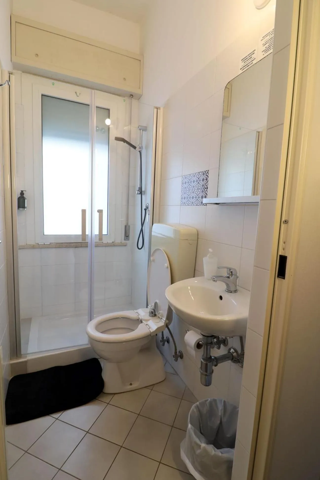 Bathroom in Fasthotel