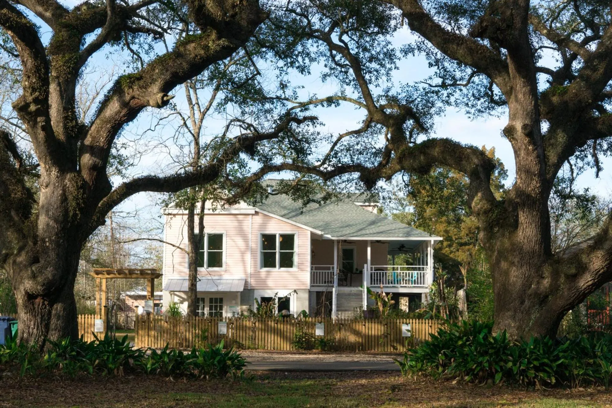 Property building in Abita Springs Hotel