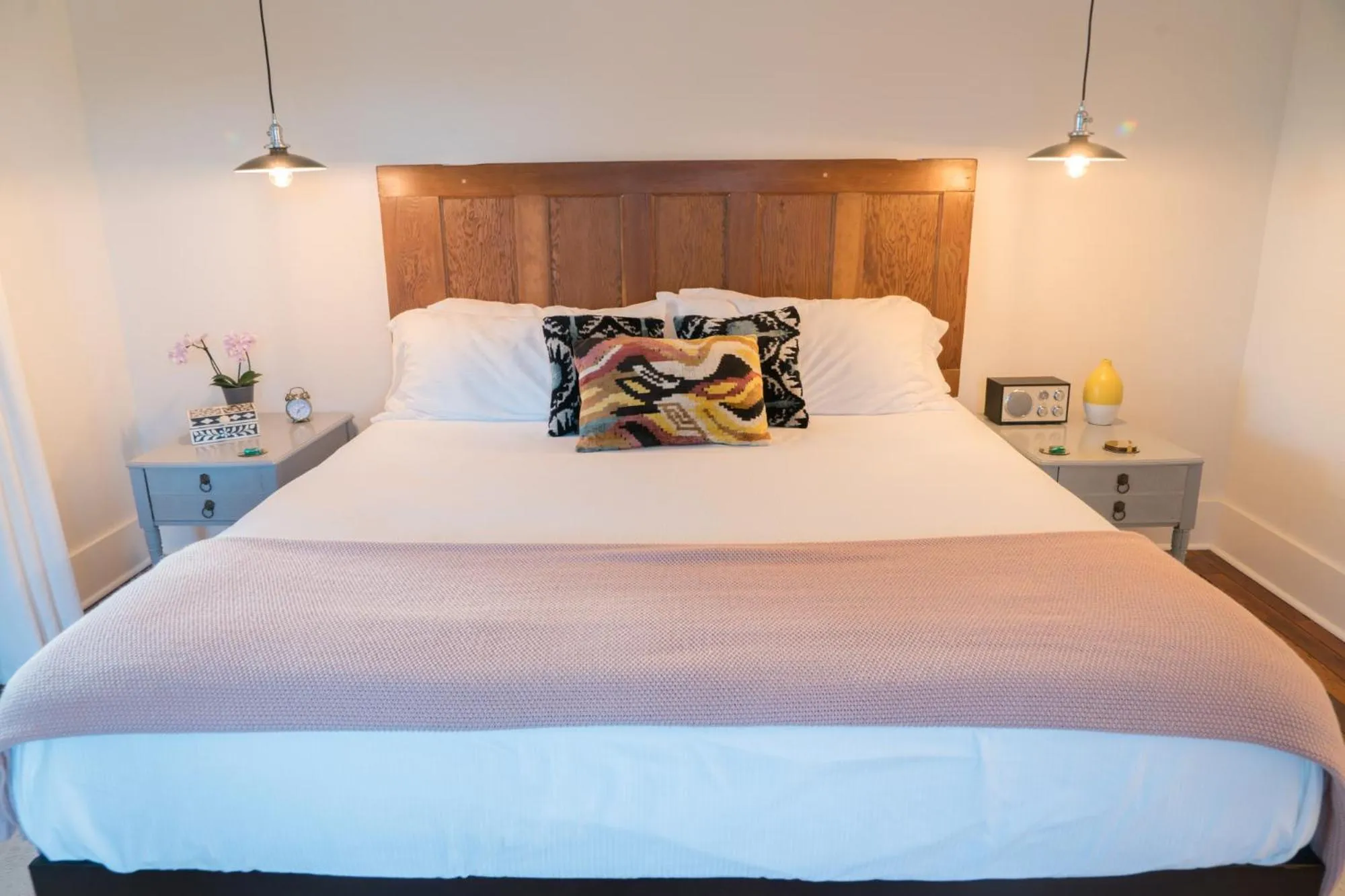 Bed in Abita Springs Hotel