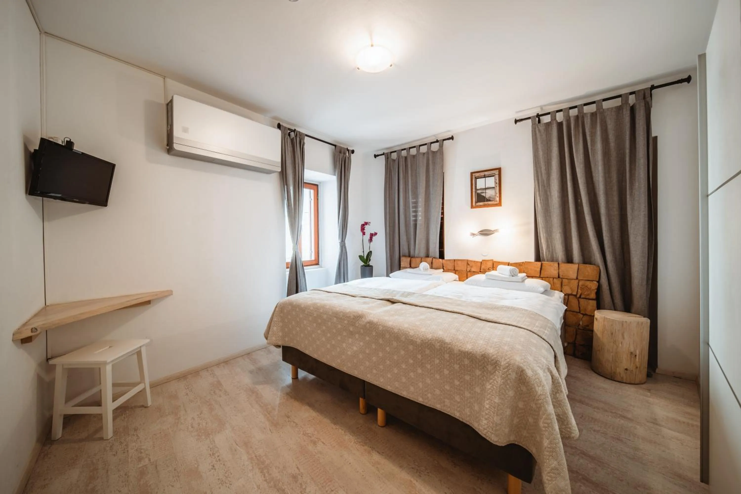 Bedroom, Bed in Villa Borgo B&B