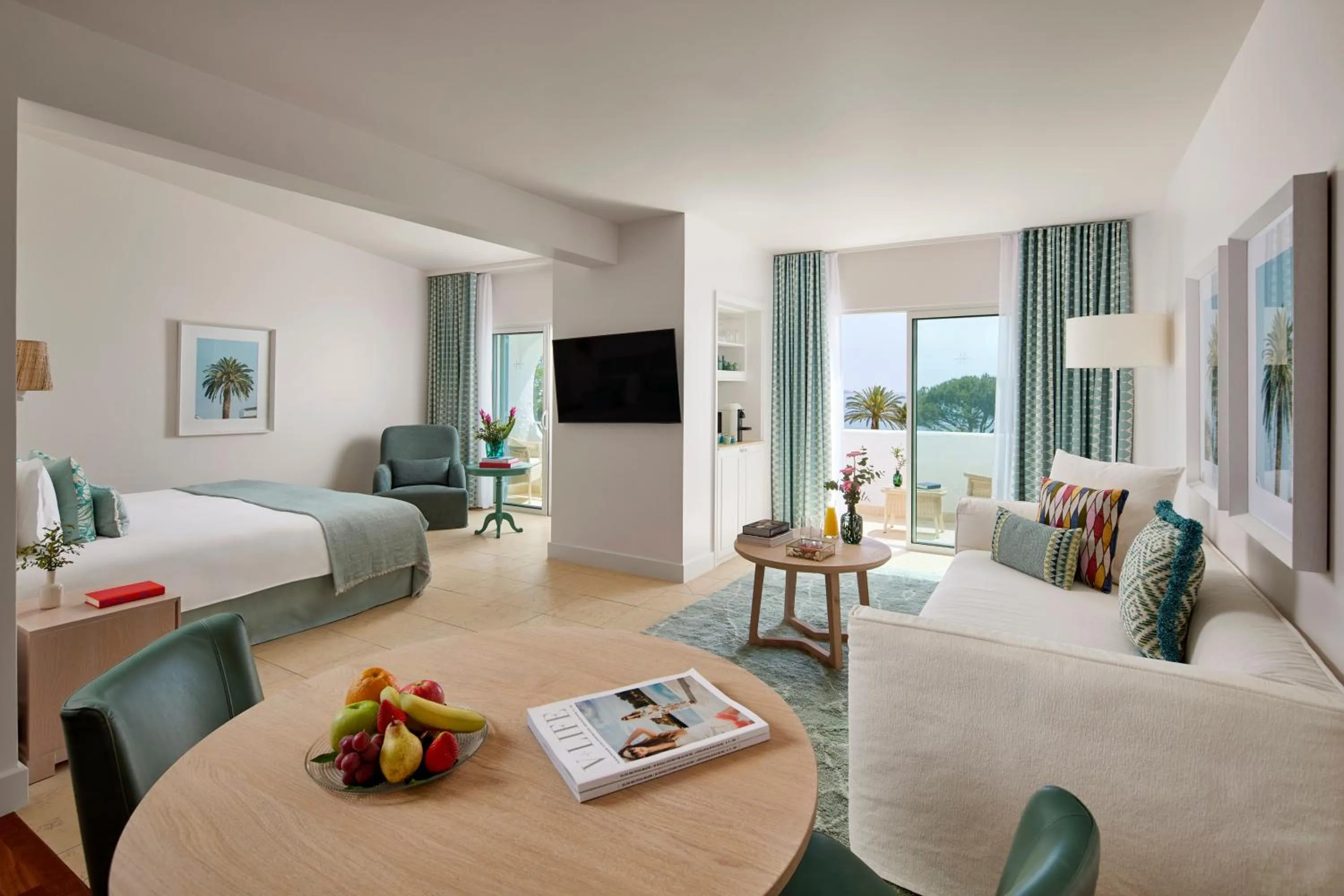 Property building, Bed in Vila Vita Parc