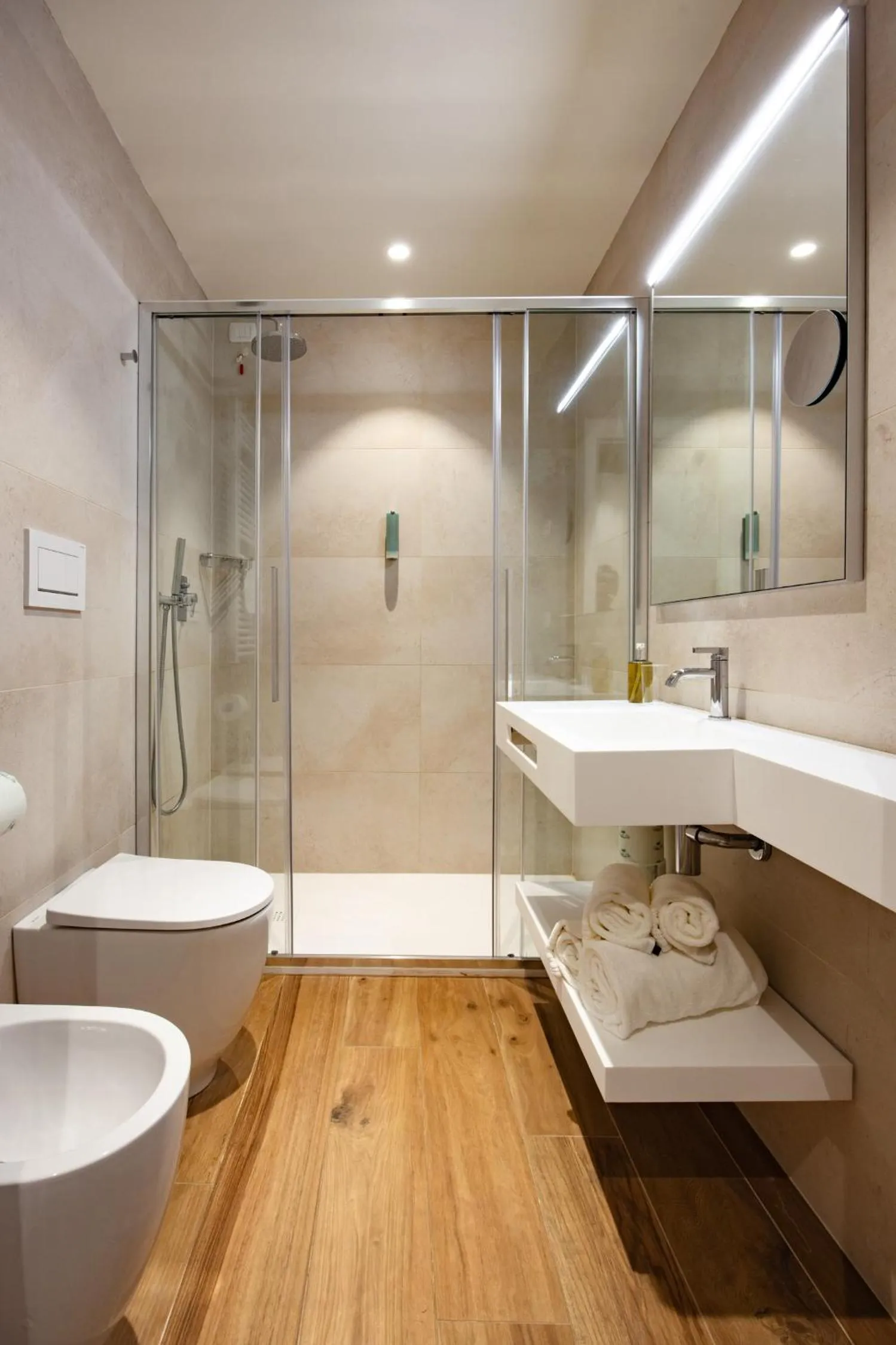 Bathroom in Hotel Ariston