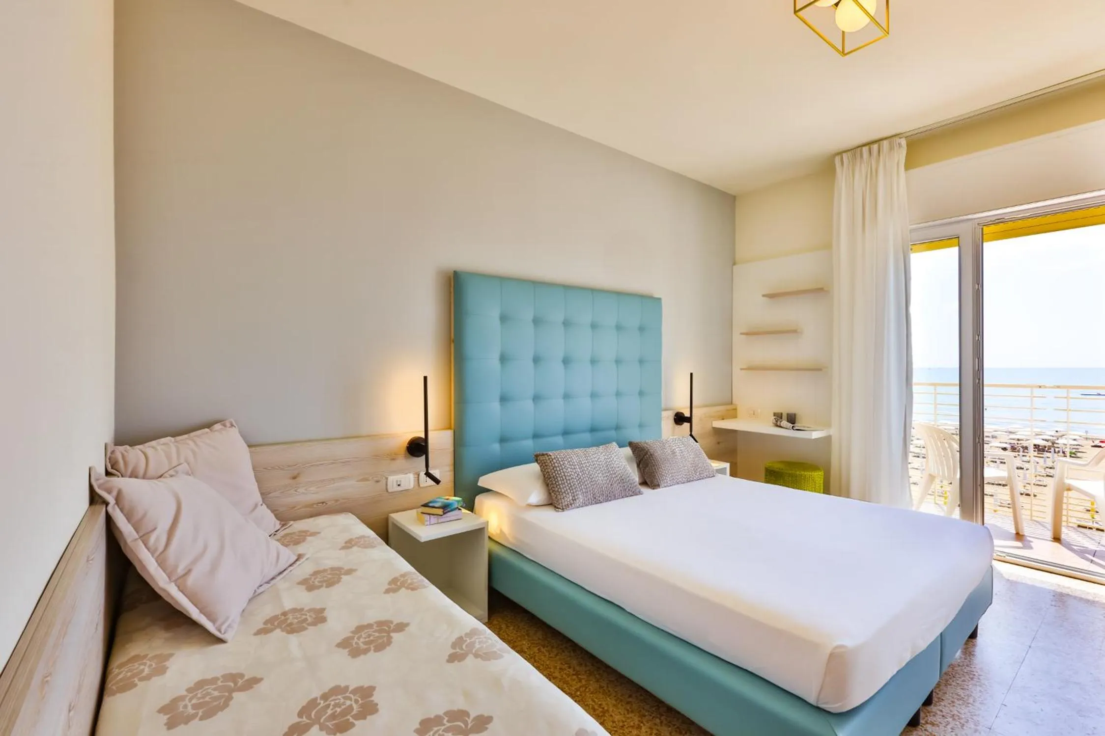 Bedroom, Bed in Hotel Ariston