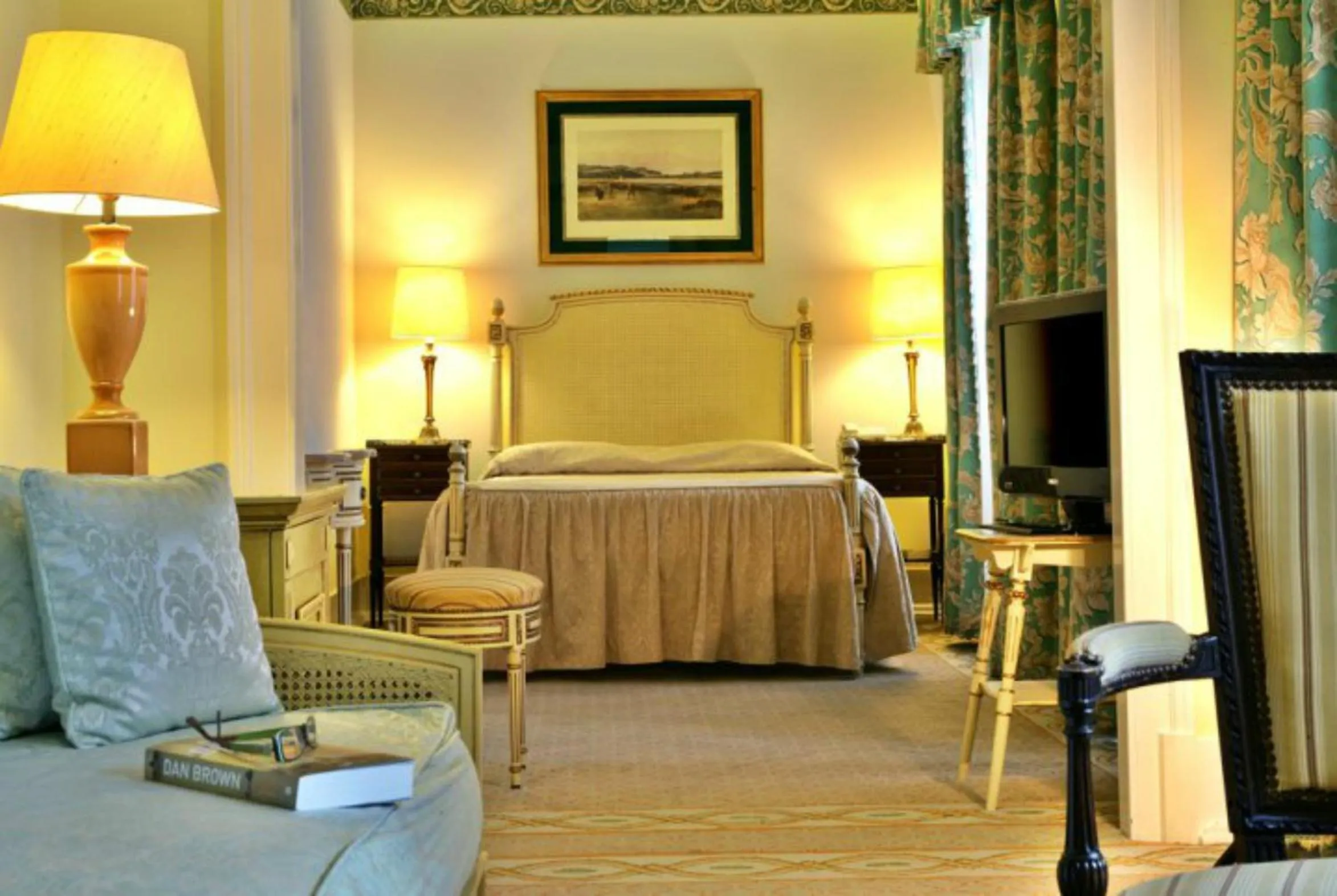 Bed in Hotel Avenida Palace