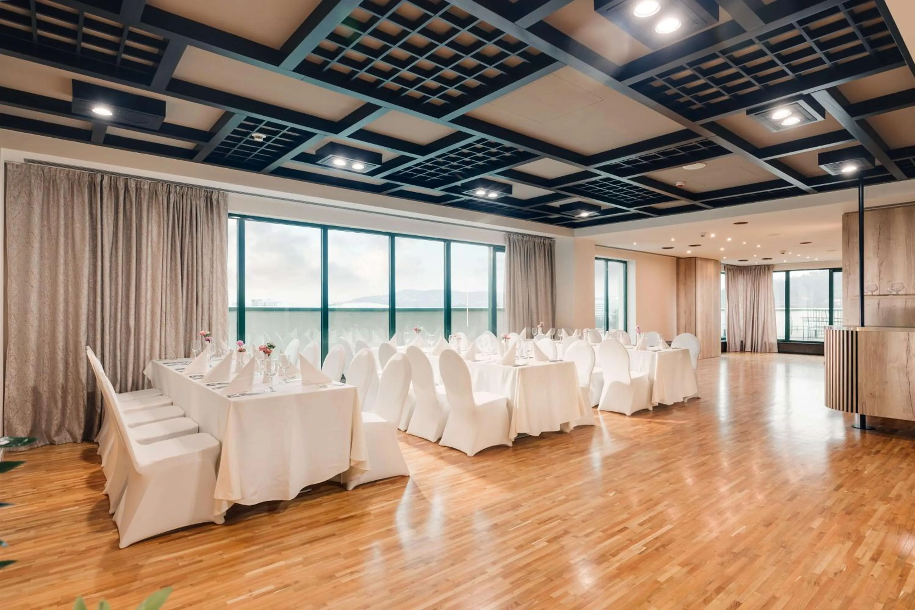 Meeting/conference room in DoubleTree by Hilton Hotel Cluj - City Plaza