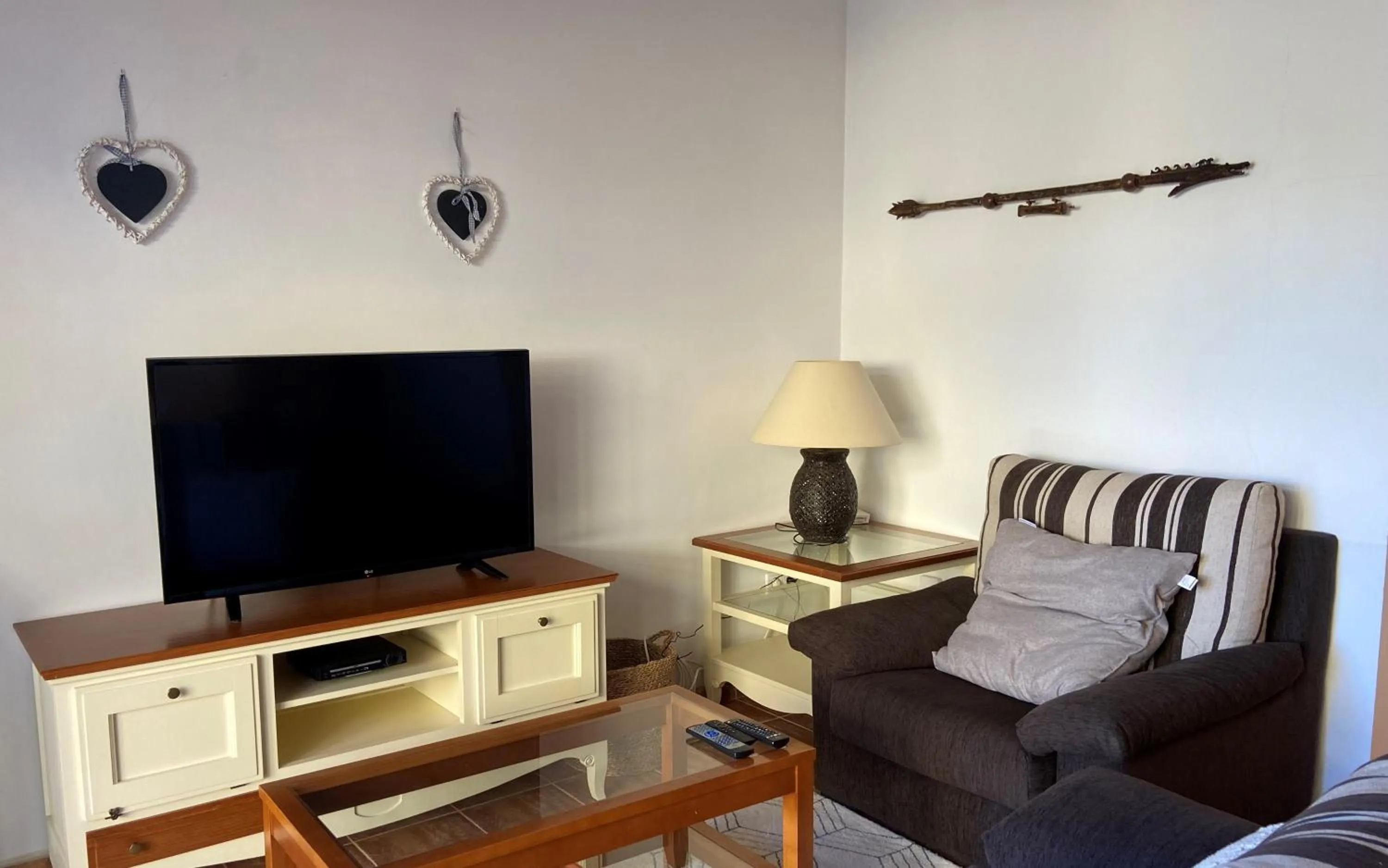 TV and multimedia in Montemares Golf Luxury Villas & Apartments at La Manga Club