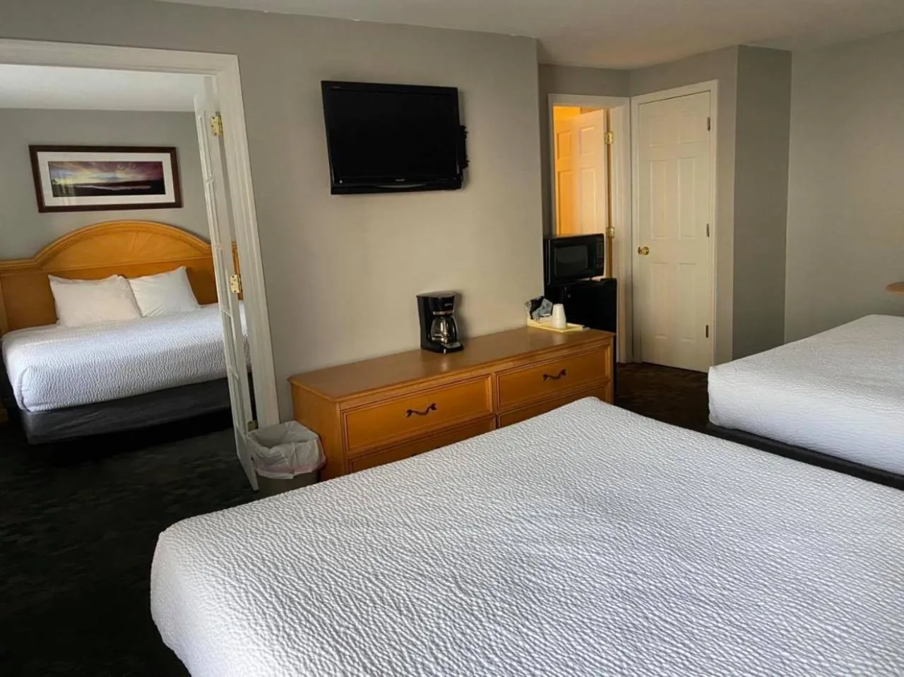 Photo of the whole room, Bed in Marine Village Resort
