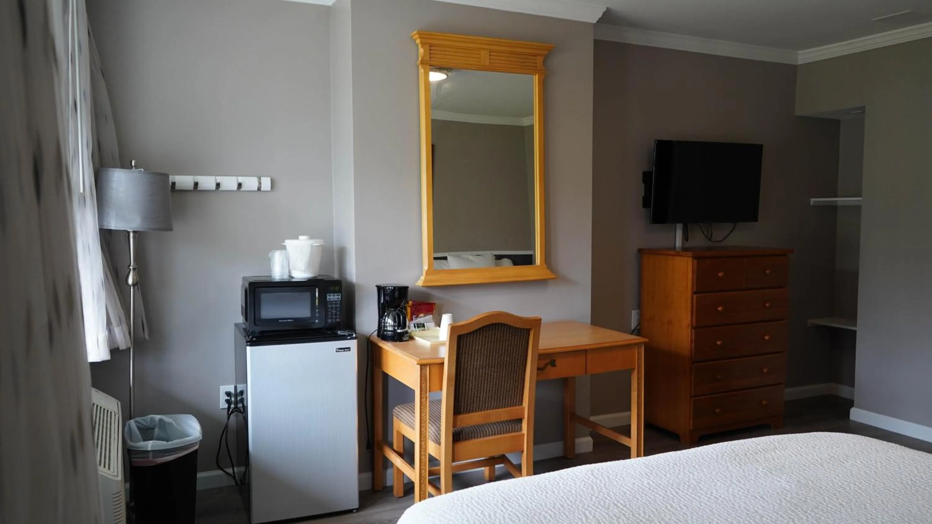 Bedroom, Bed in Marine Village Resort