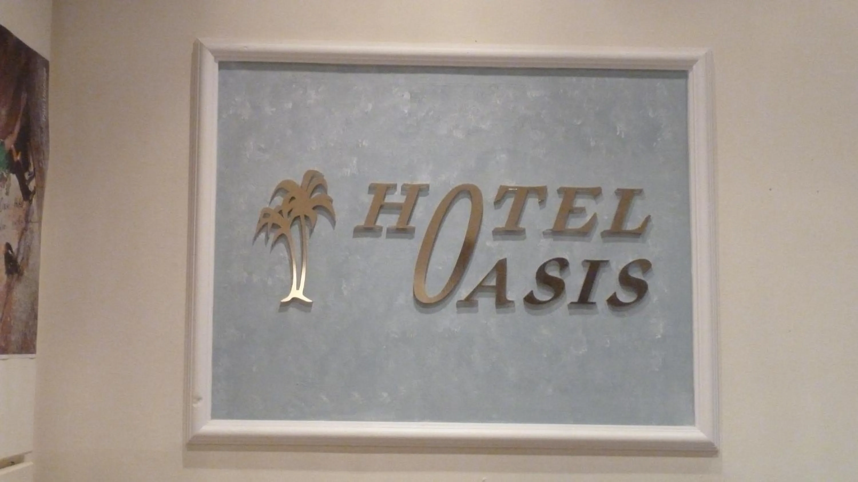 Logo/Certificate/Sign in Oasis Hotel
