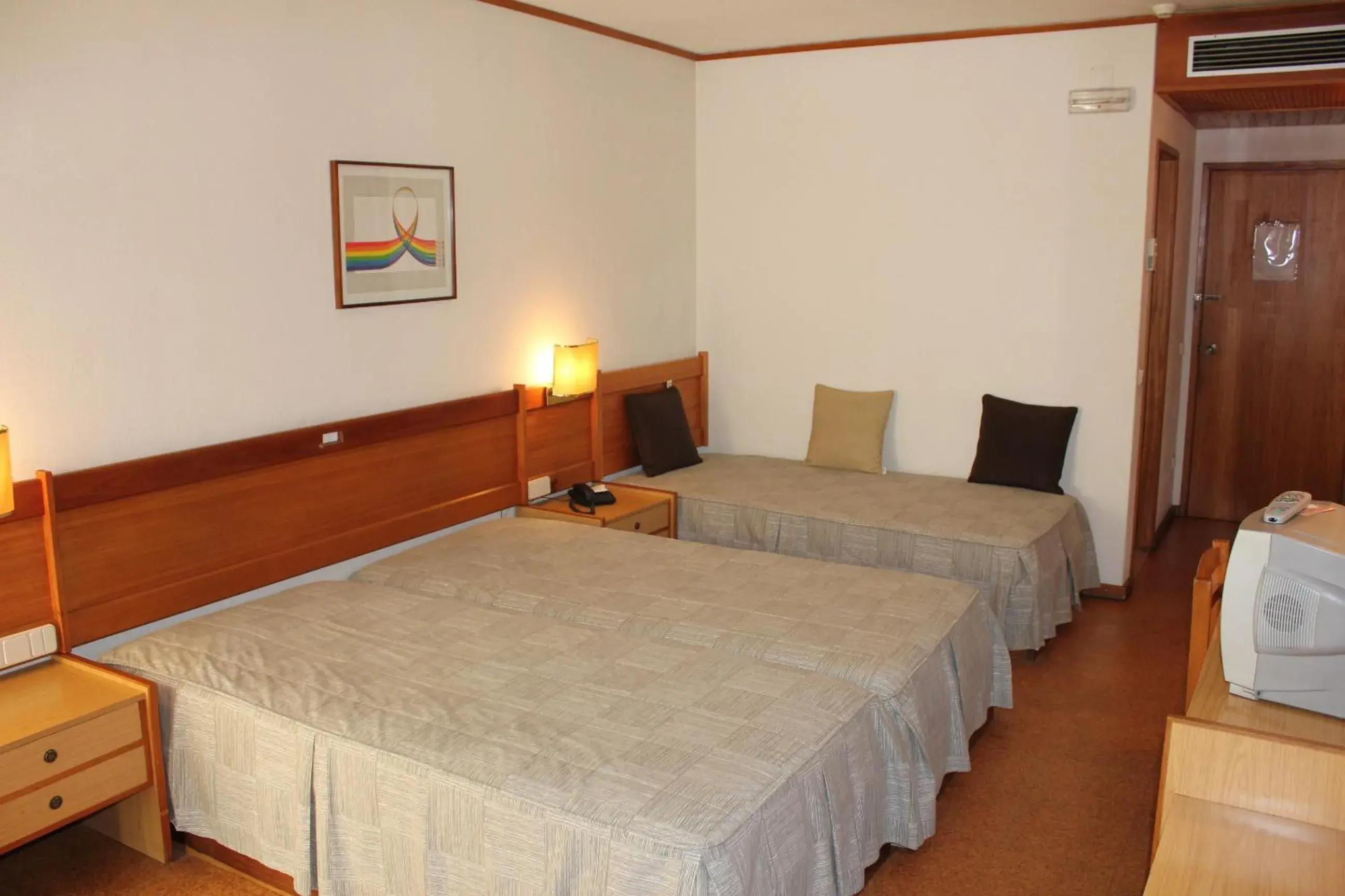 Triple Room in Hotel Bom Sucesso Triple Room in Hotel Bom Sucesso