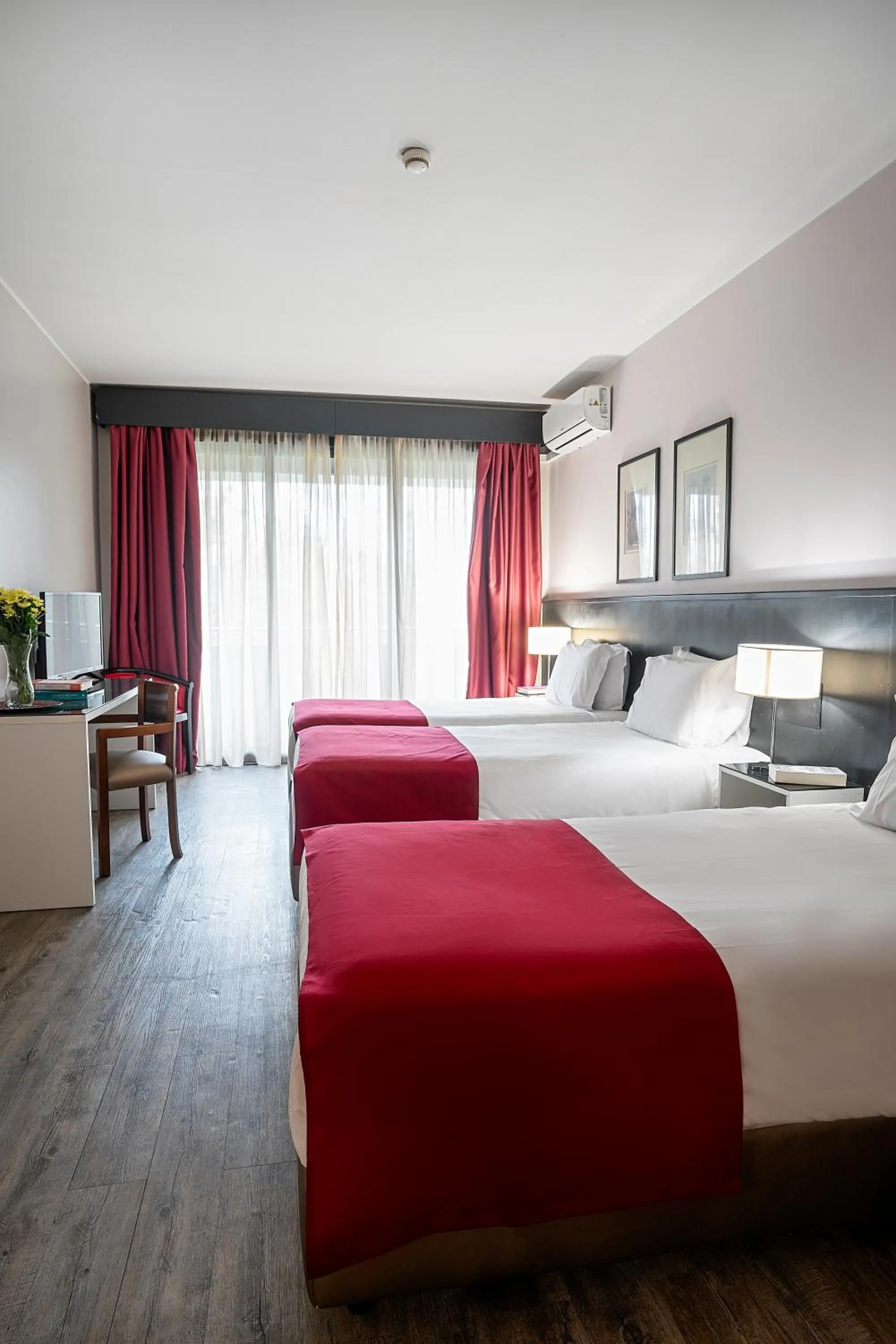 Bed in Hotel Estacão - Braga