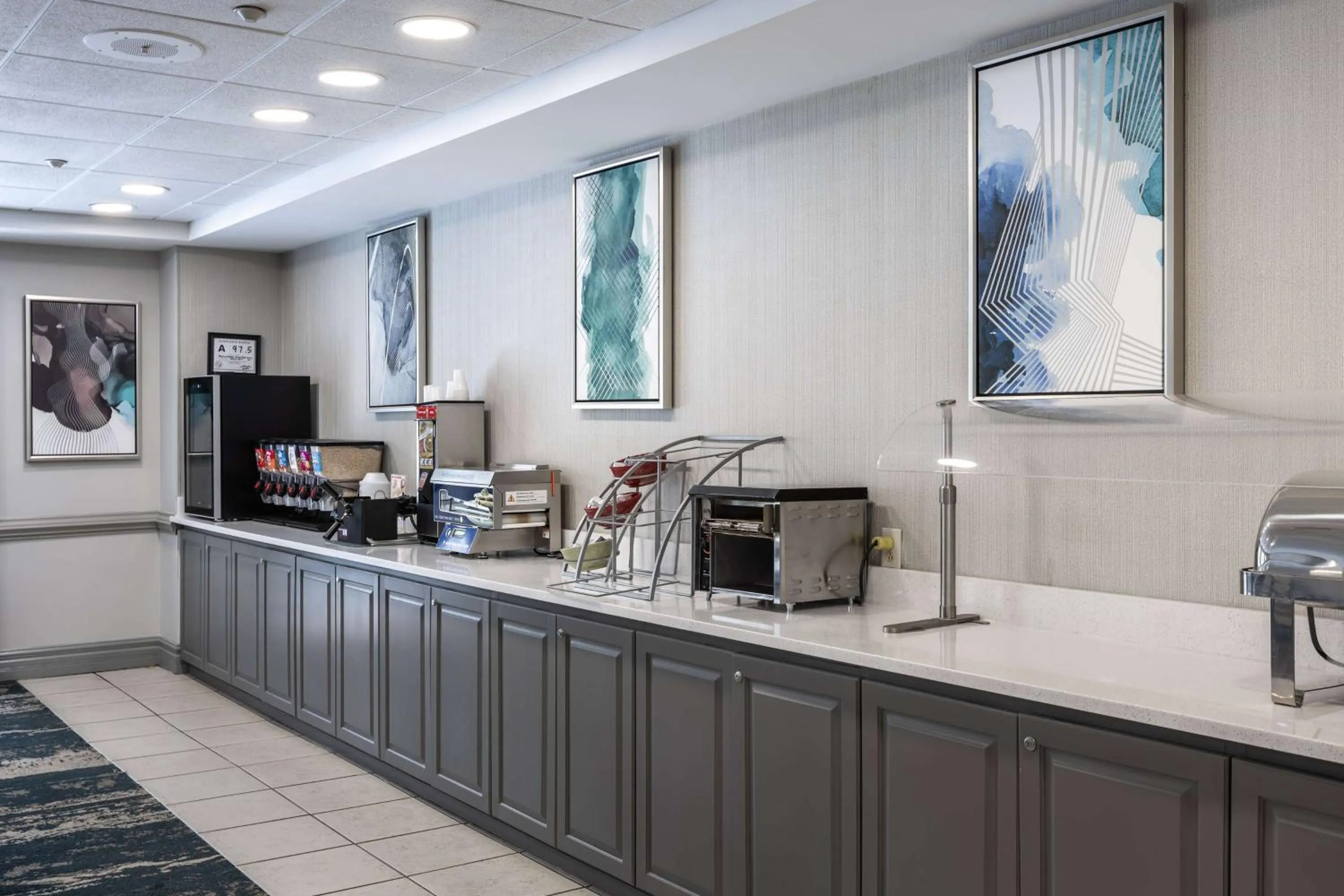 Breakfast in Wingate by Wyndham Charlotte Concord Mills/Speedway